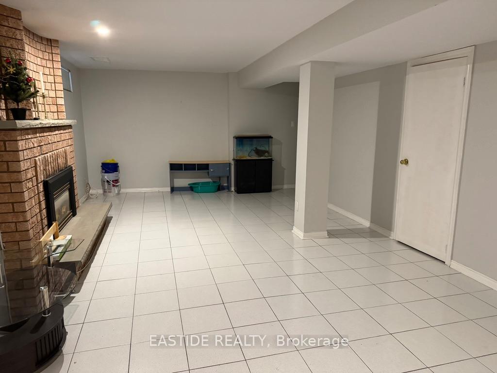 Photo 24 of 54 Liskeard Circle, Vaughan, East Woodbridge — HOMEH