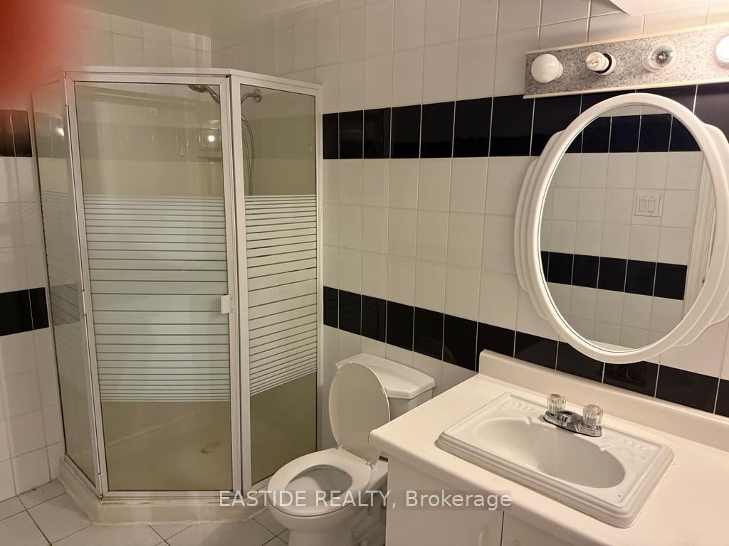 Photo 25 of 54 Liskeard Circle, Vaughan, East Woodbridge — HOMEH