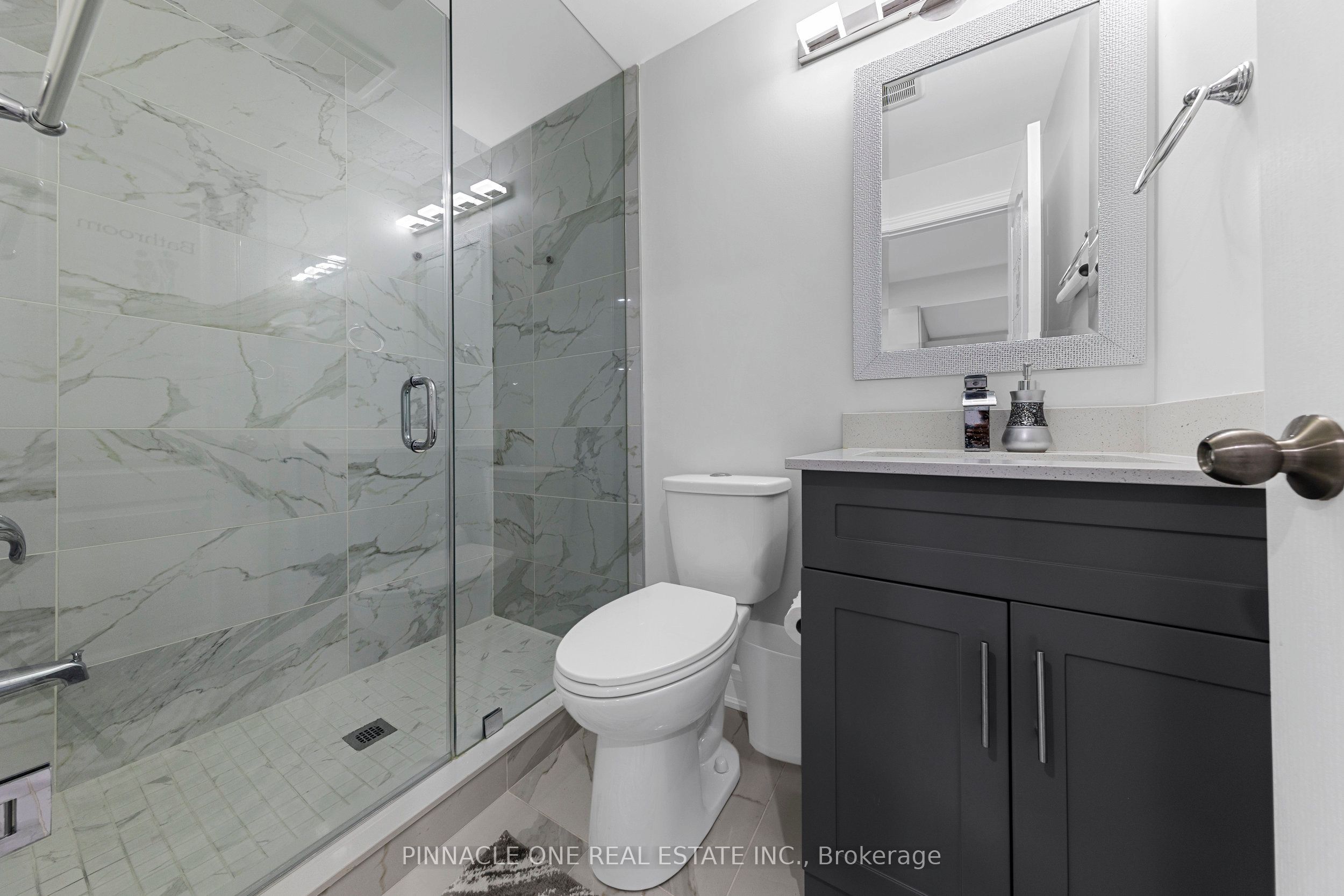 Photo 63 of 142 Sky Harbour Drive, Brampton, Brampton West — HOMEH