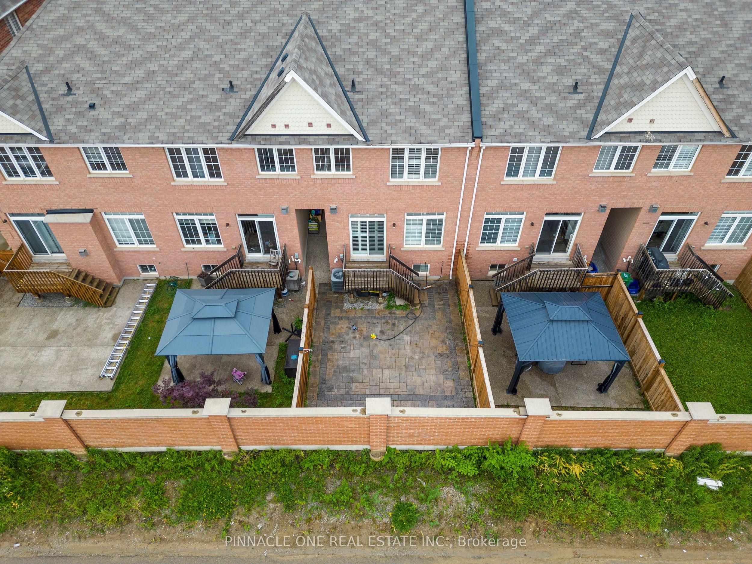 Photo 37 of 142 Sky Harbour Drive, Brampton, Brampton West — HOMEH