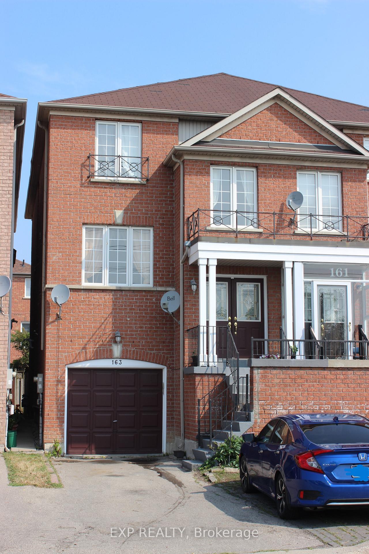 Front of 163 Sassafras Circle