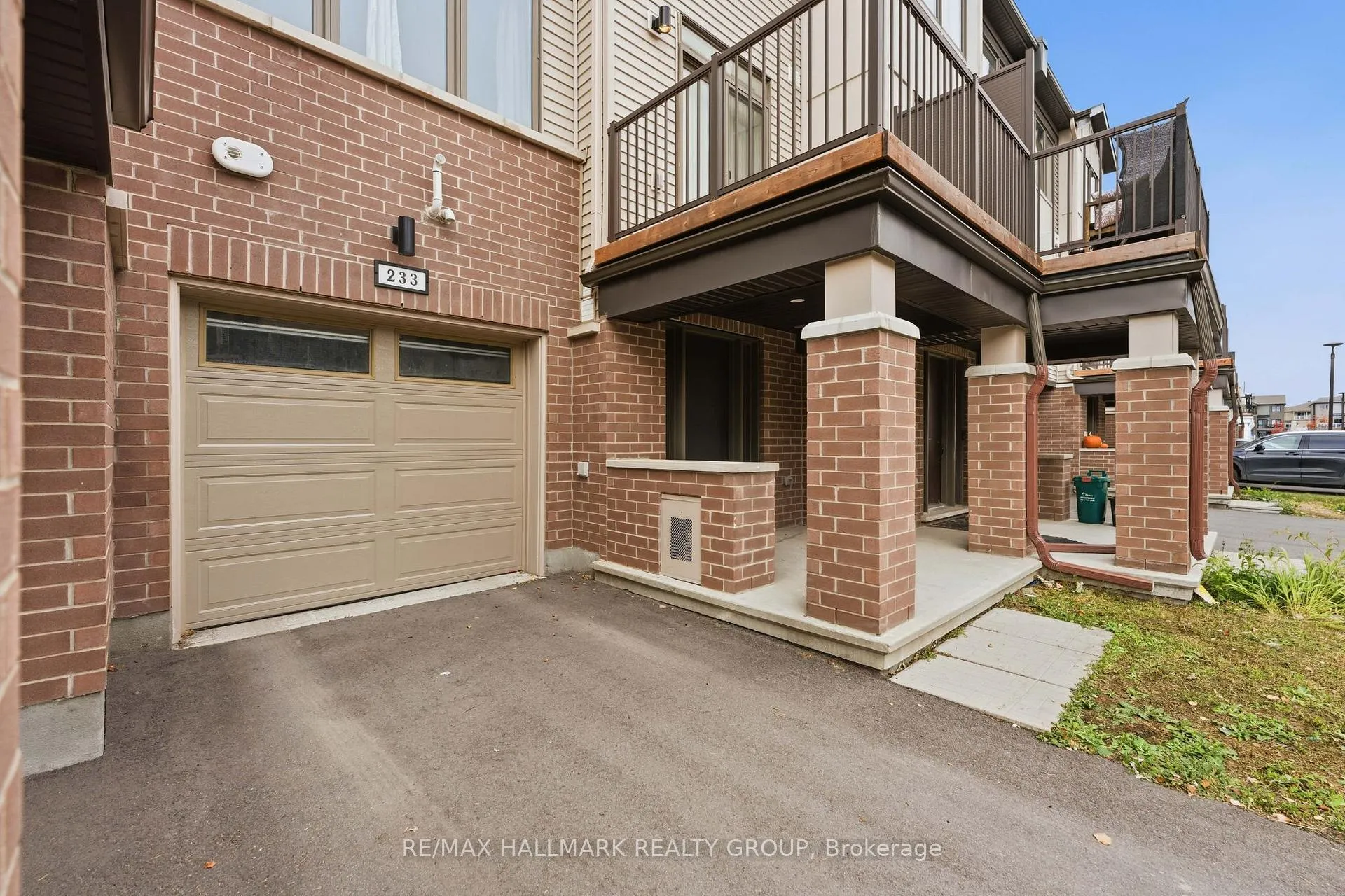 Front of 233 Anyolite Private
