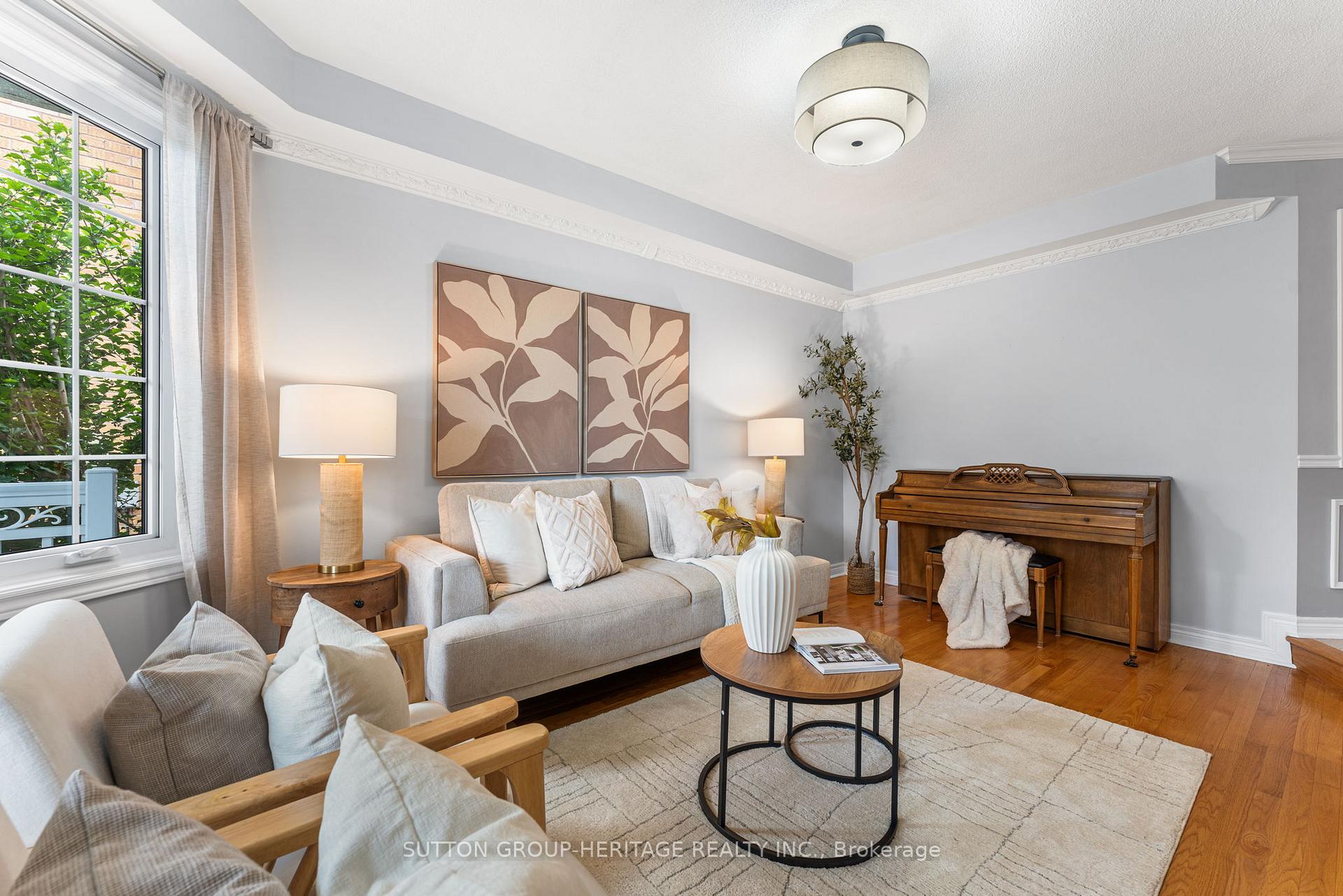 Photo 5 of 9 Mcneilage Court, Ajax, Central West — HOMEH