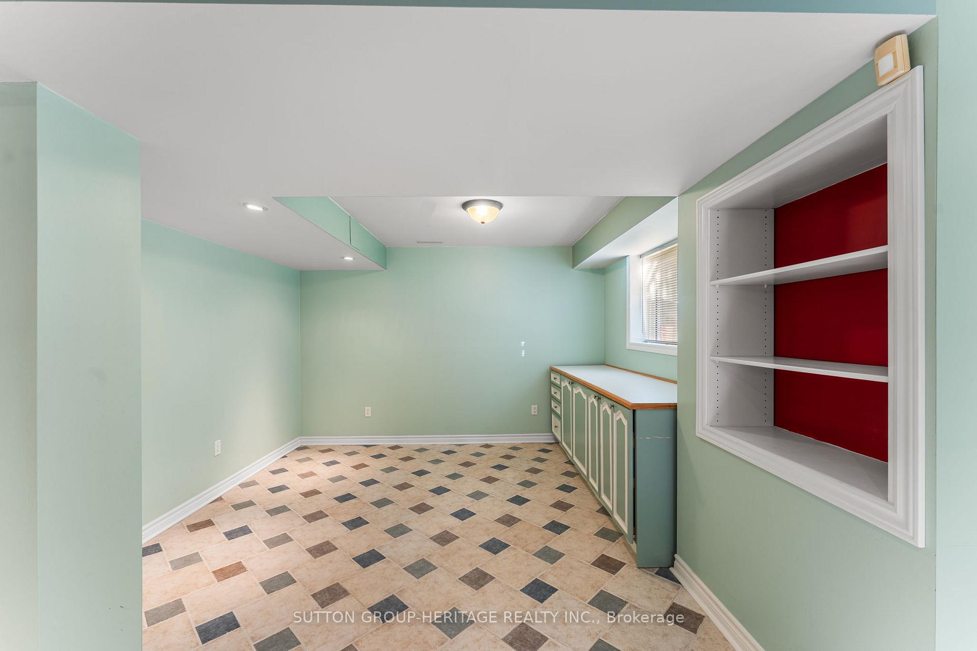 Photo 30 of 9 Mcneilage Court, Ajax, Central West — HOMEH
