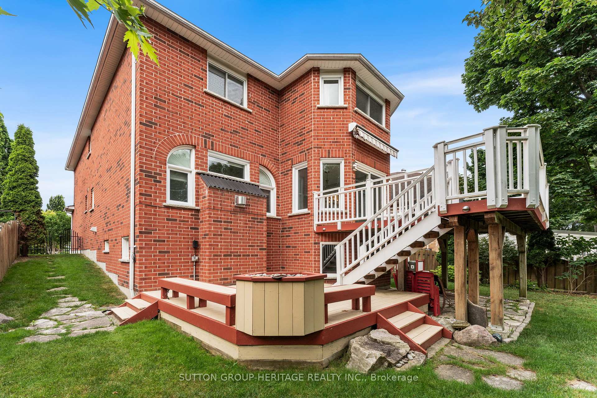 Photo 35 of 9 Mcneilage Court, Ajax, Central West — HOMEH