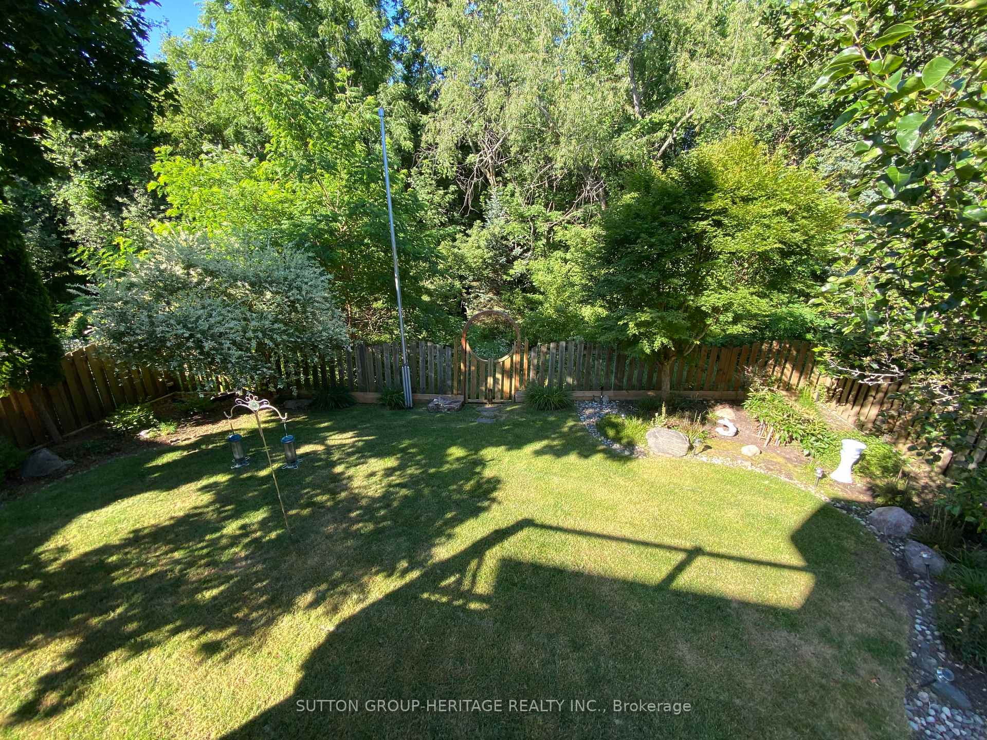Photo 38 of 9 Mcneilage Court, Ajax, Central West — HOMEH