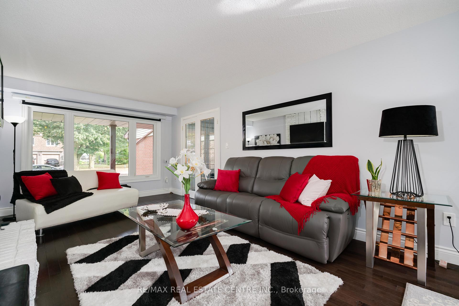 Photo 6 of Unit Cres, 1865 Malden Crescent, Pickering, Liverpool — HOMEH