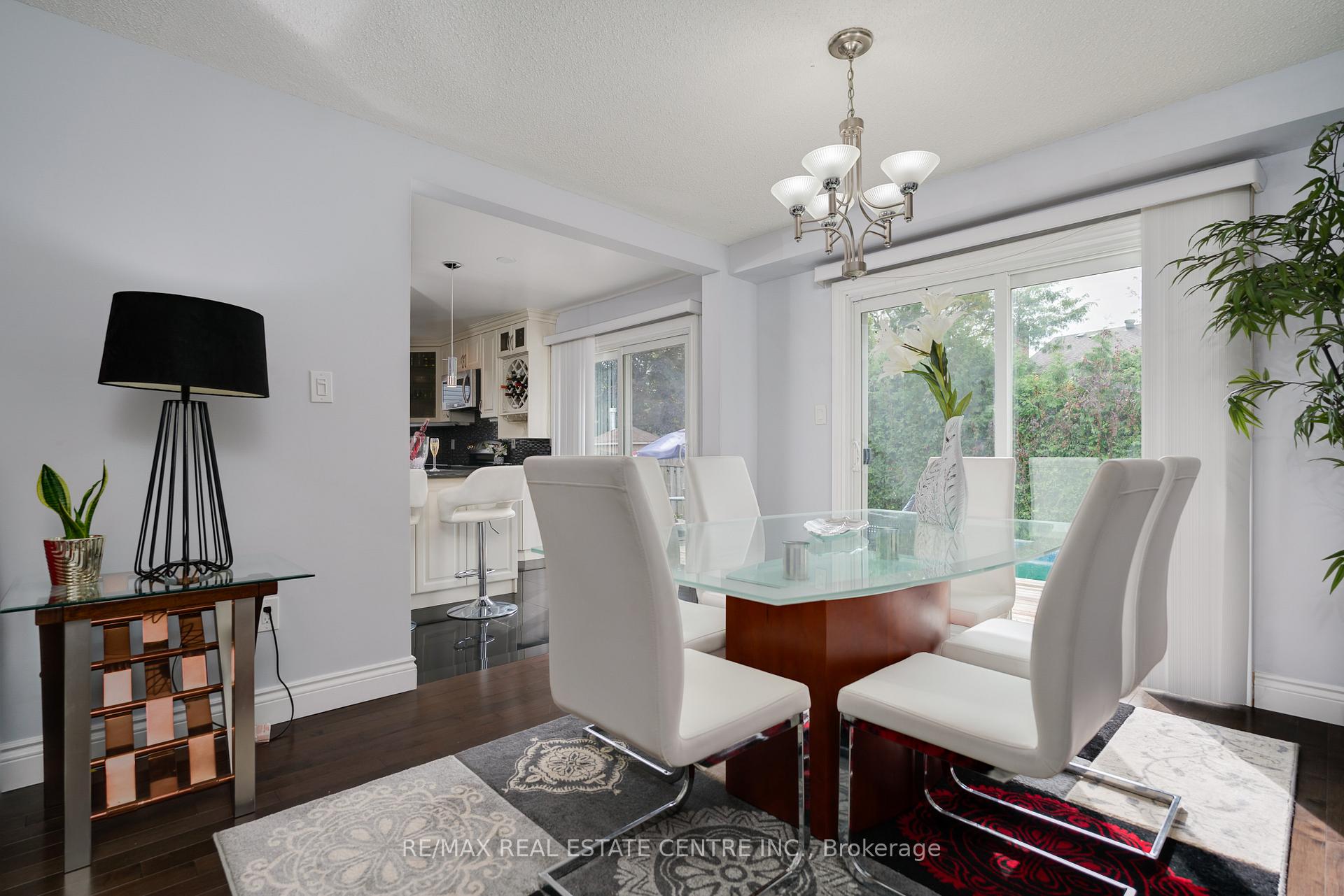Photo 7 of Unit Cres, 1865 Malden Crescent, Pickering, Liverpool — HOMEH