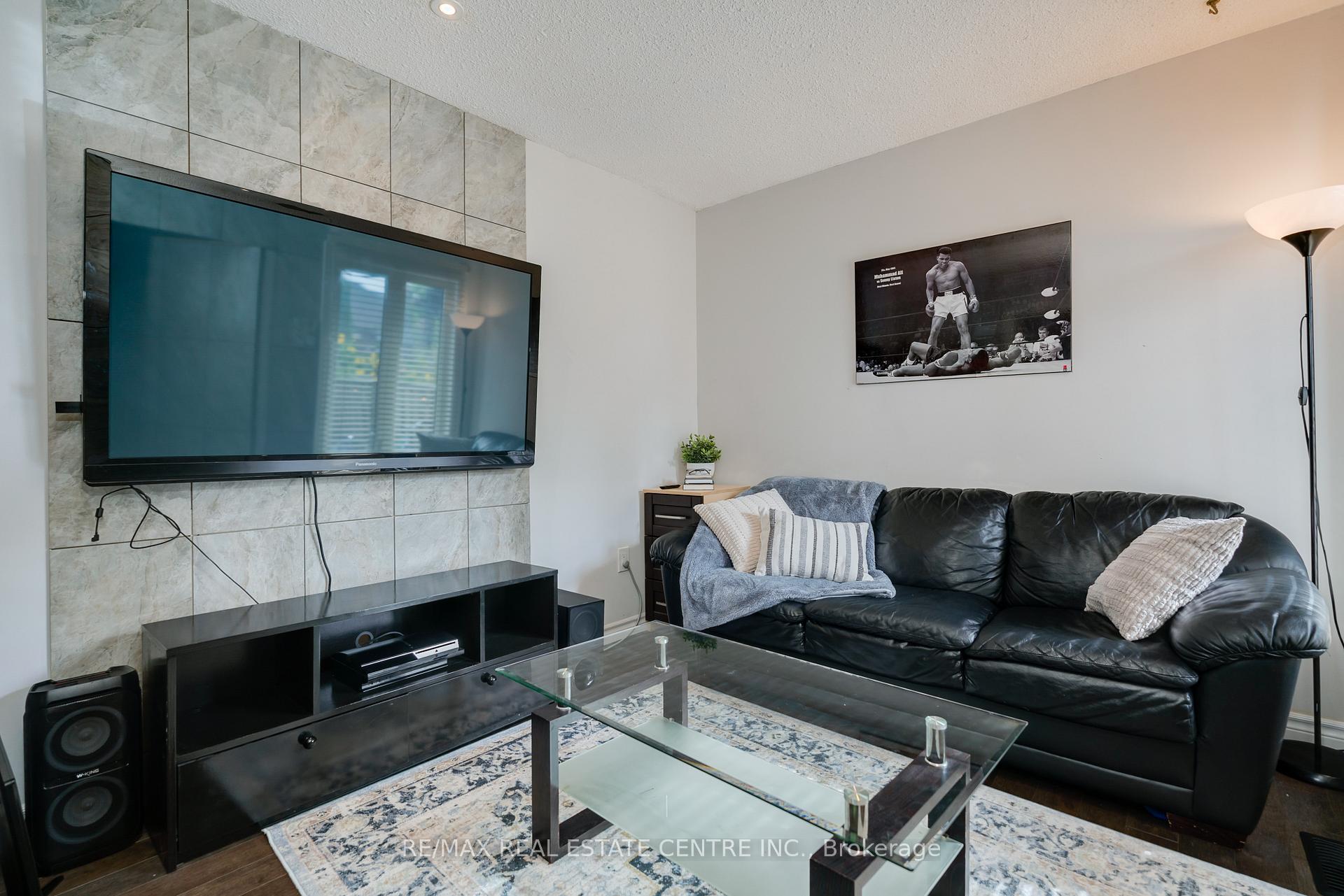 Photo 16 of Unit Cres, 1865 Malden Crescent, Pickering, Liverpool — HOMEH