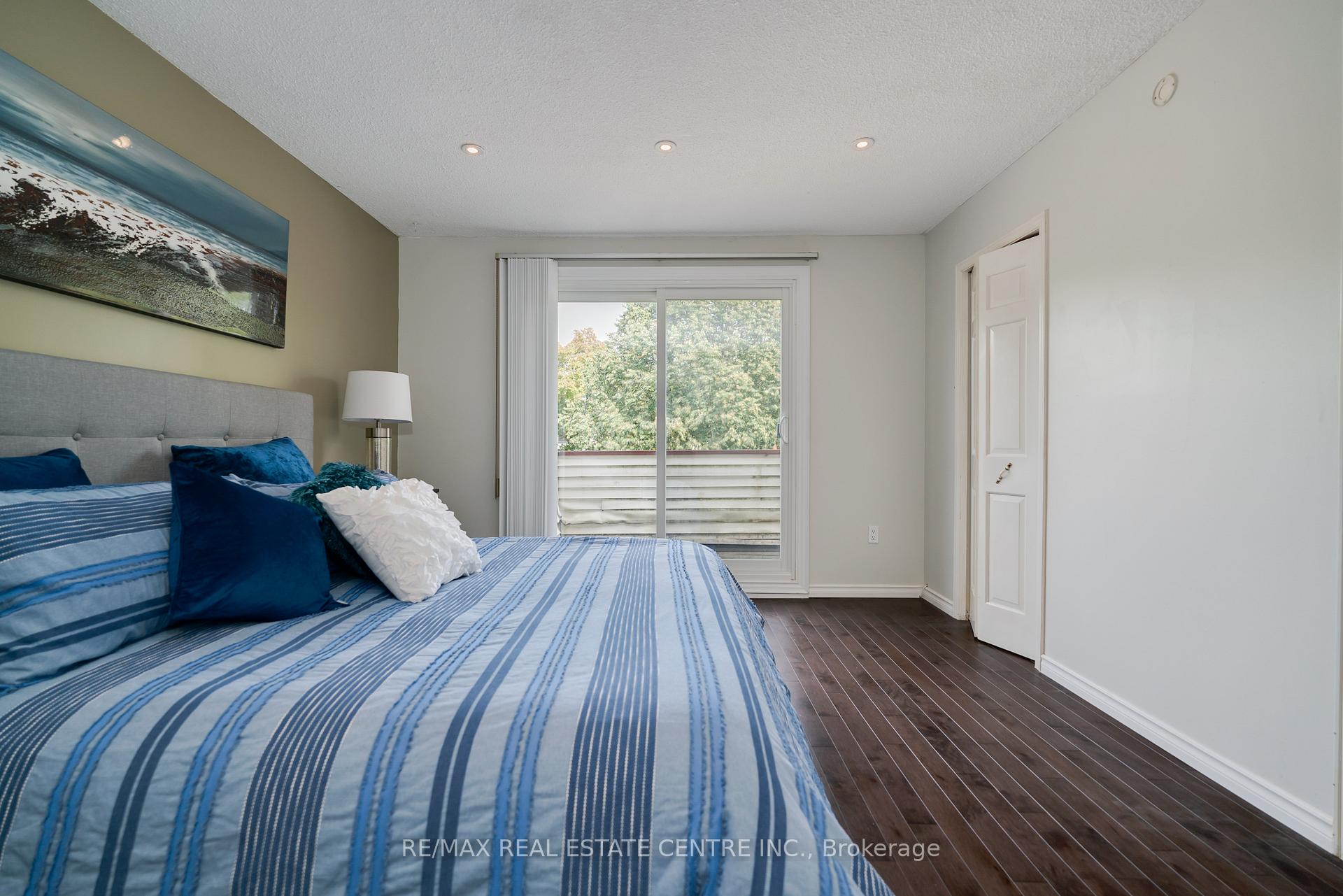 Photo 35 of Unit Cres, 1865 Malden Crescent, Pickering, Liverpool — HOMEH