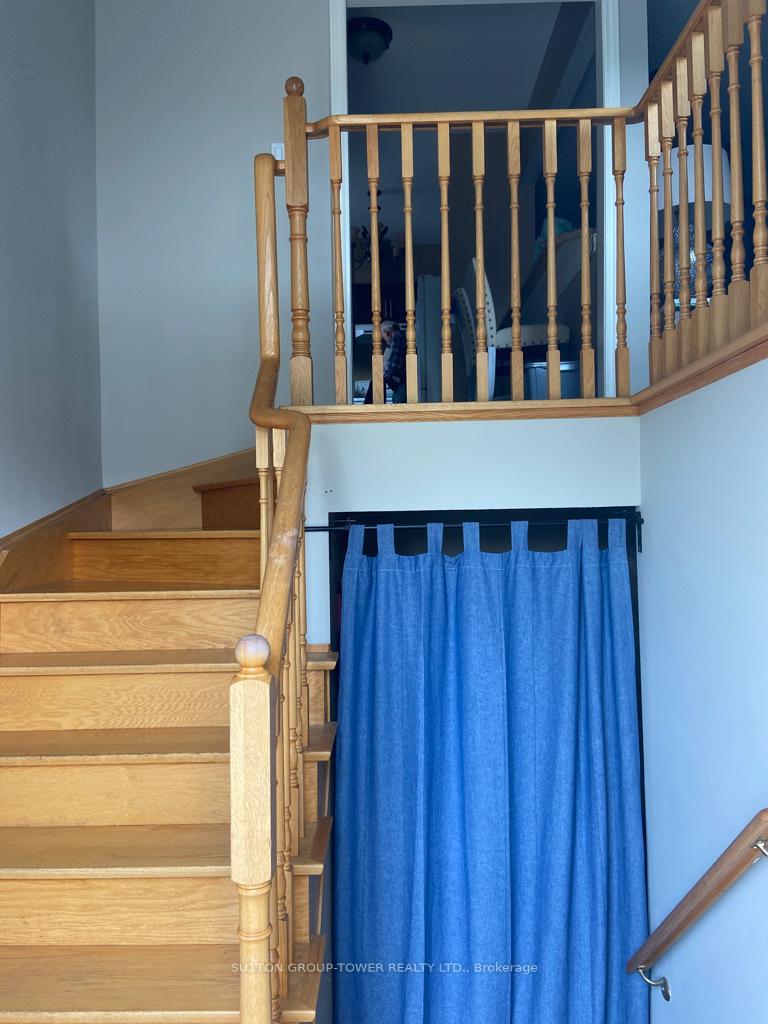 Photo 3 of 47 Ed Quigg Way, Vaughan, Sonoma Heights — HOMEH