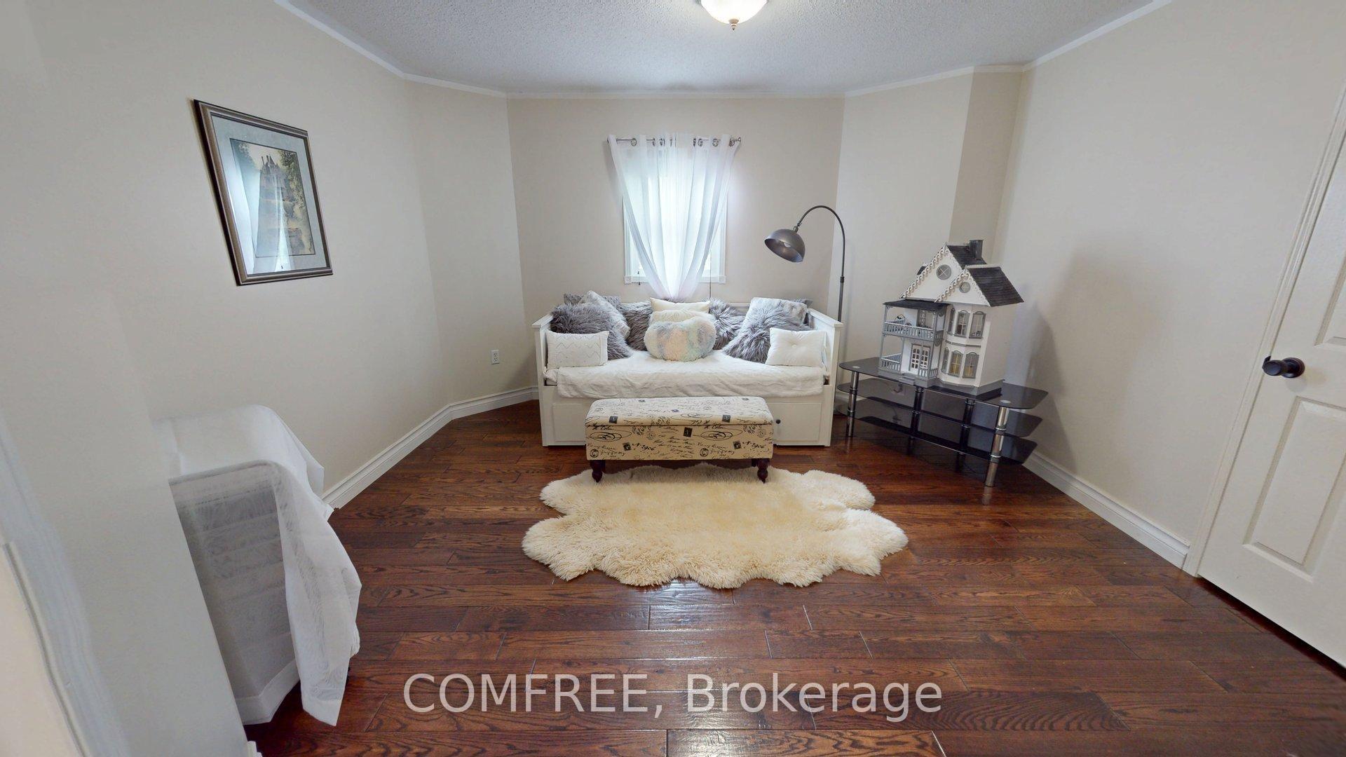 Photo 21 of 21 Mcbeth Place, Whitby, Brooklin — HOMEH