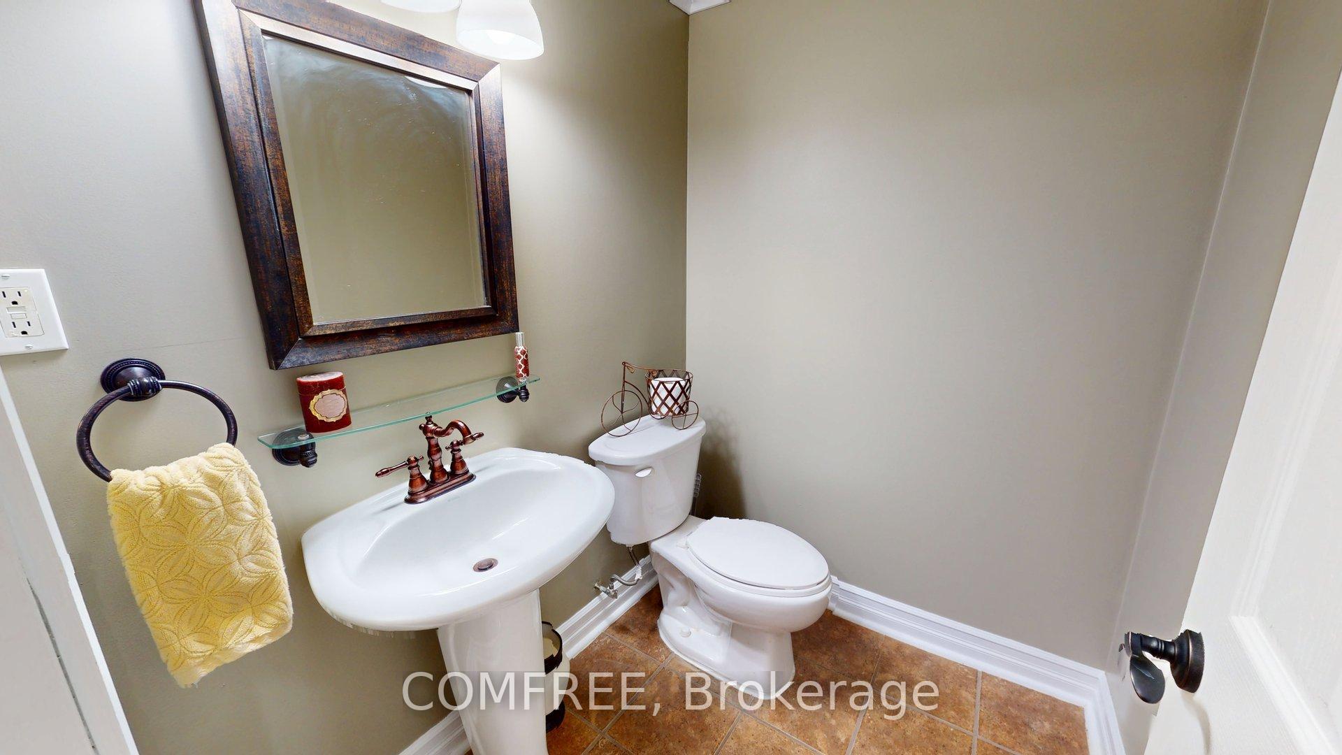 Photo 38 of 21 Mcbeth Place, Whitby, Brooklin — HOMEH