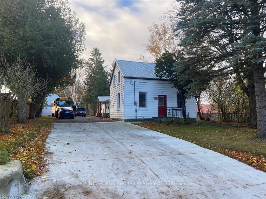 Photo 2 of 185 4TH Street, Arran-Elderslie — HOMEH