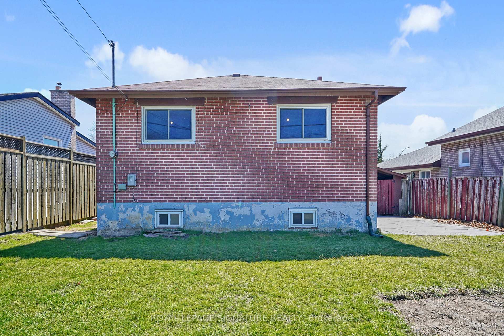 Photo 28 of 774 Krosno Boulevard, Pickering, Bay Ridges — HOMEH