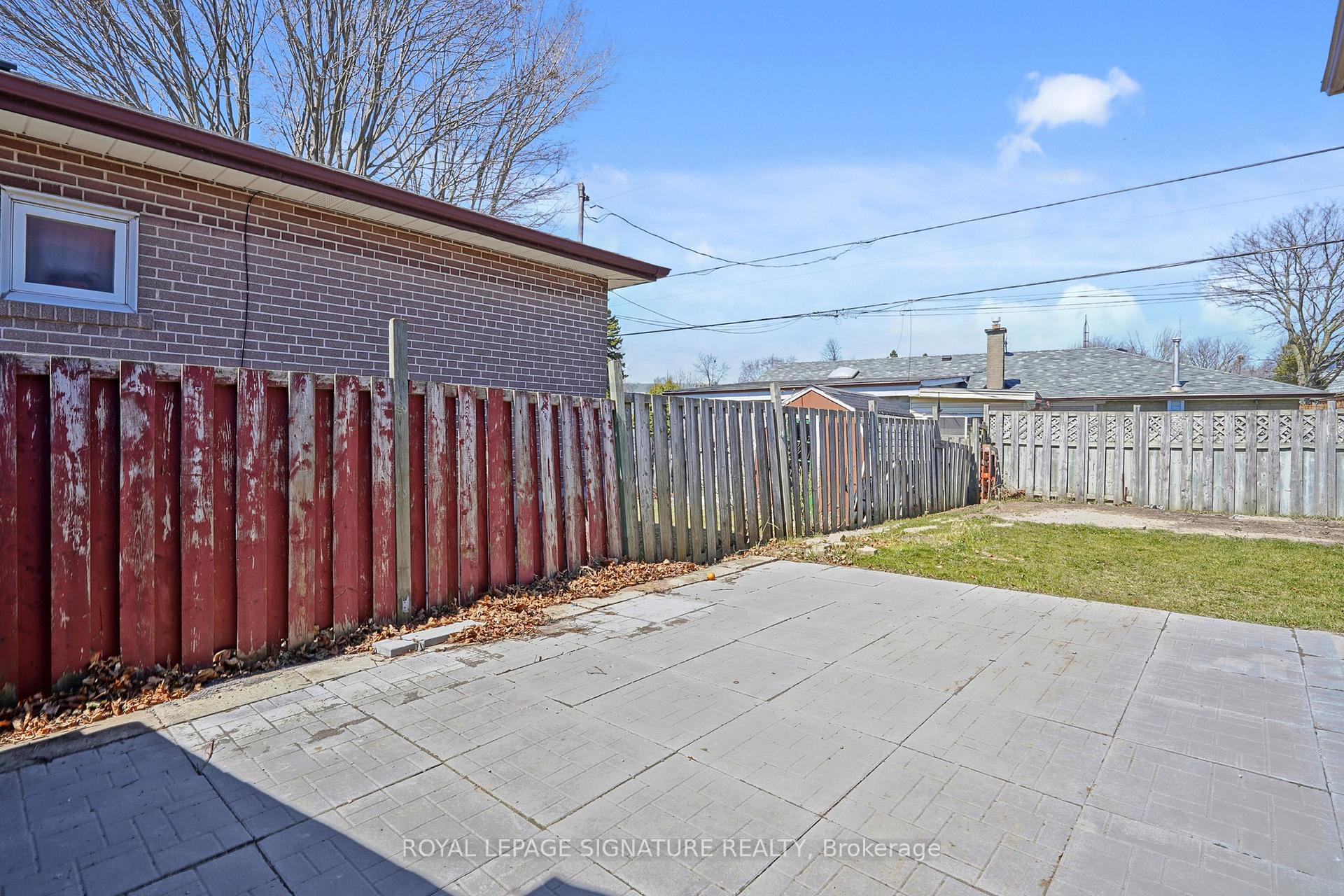 Photo 31 of 774 Krosno Boulevard, Pickering, Bay Ridges — HOMEH