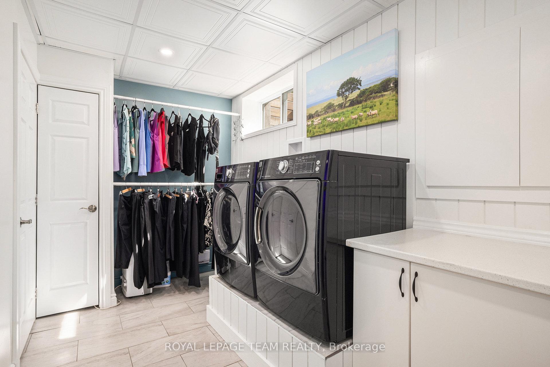 Photo 18 of 19 Mary Drive, Ottawa, Cedardale — HOMEH