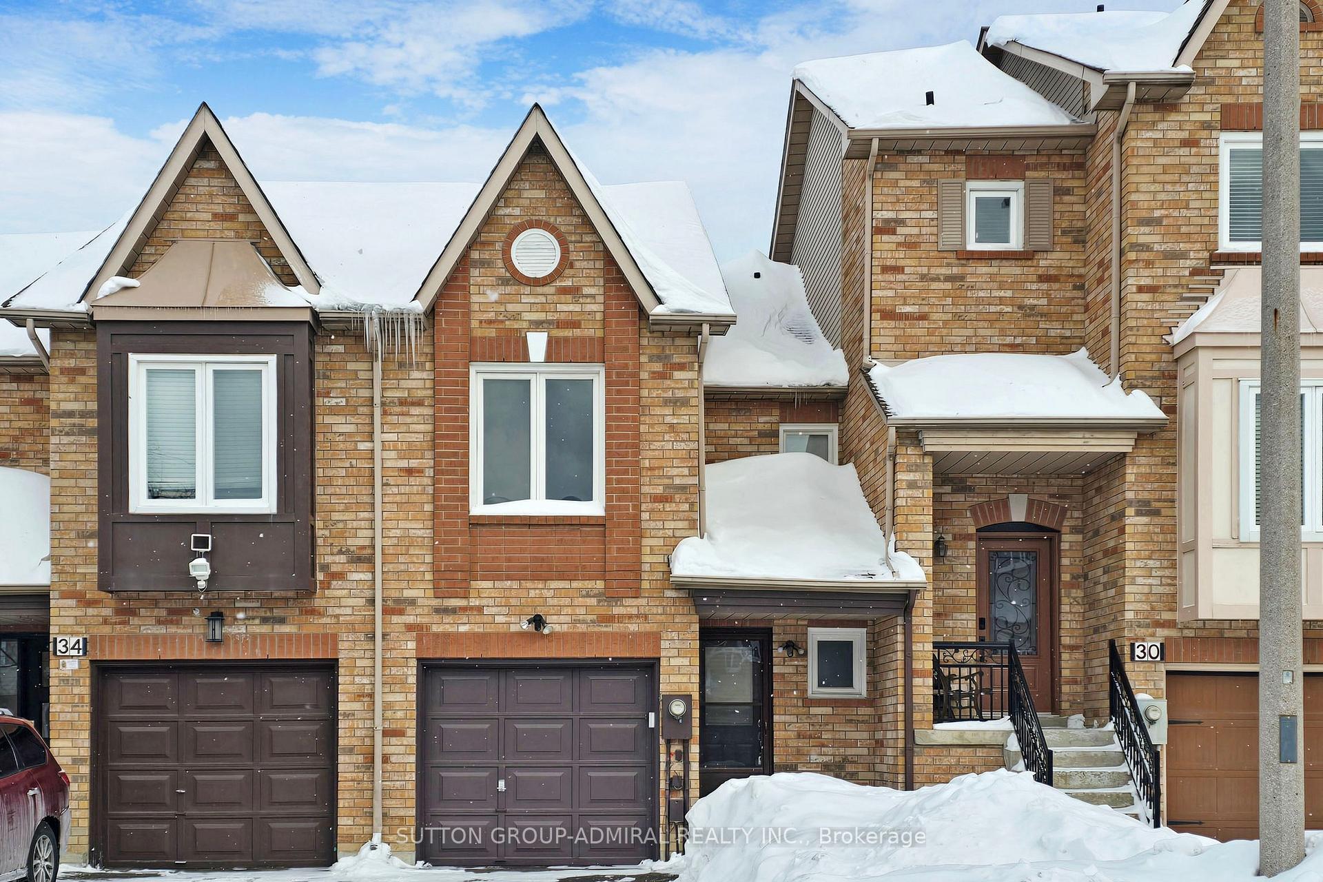 Photo 1 of 32 Kelso Crescent, Vaughan, Maple — HOMEH
