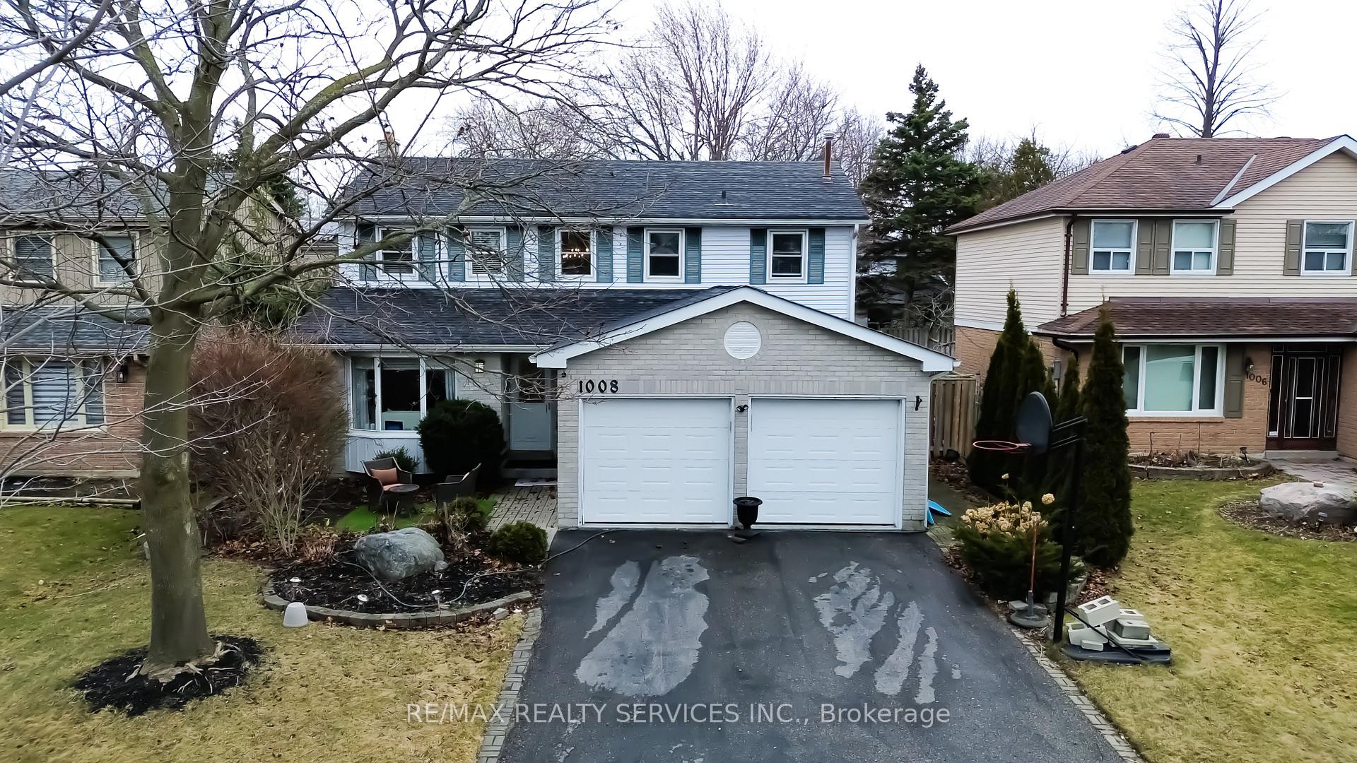 Photo 1 of 1008 Moorelands Crescent, Pickering, Rosebank — HOMEH