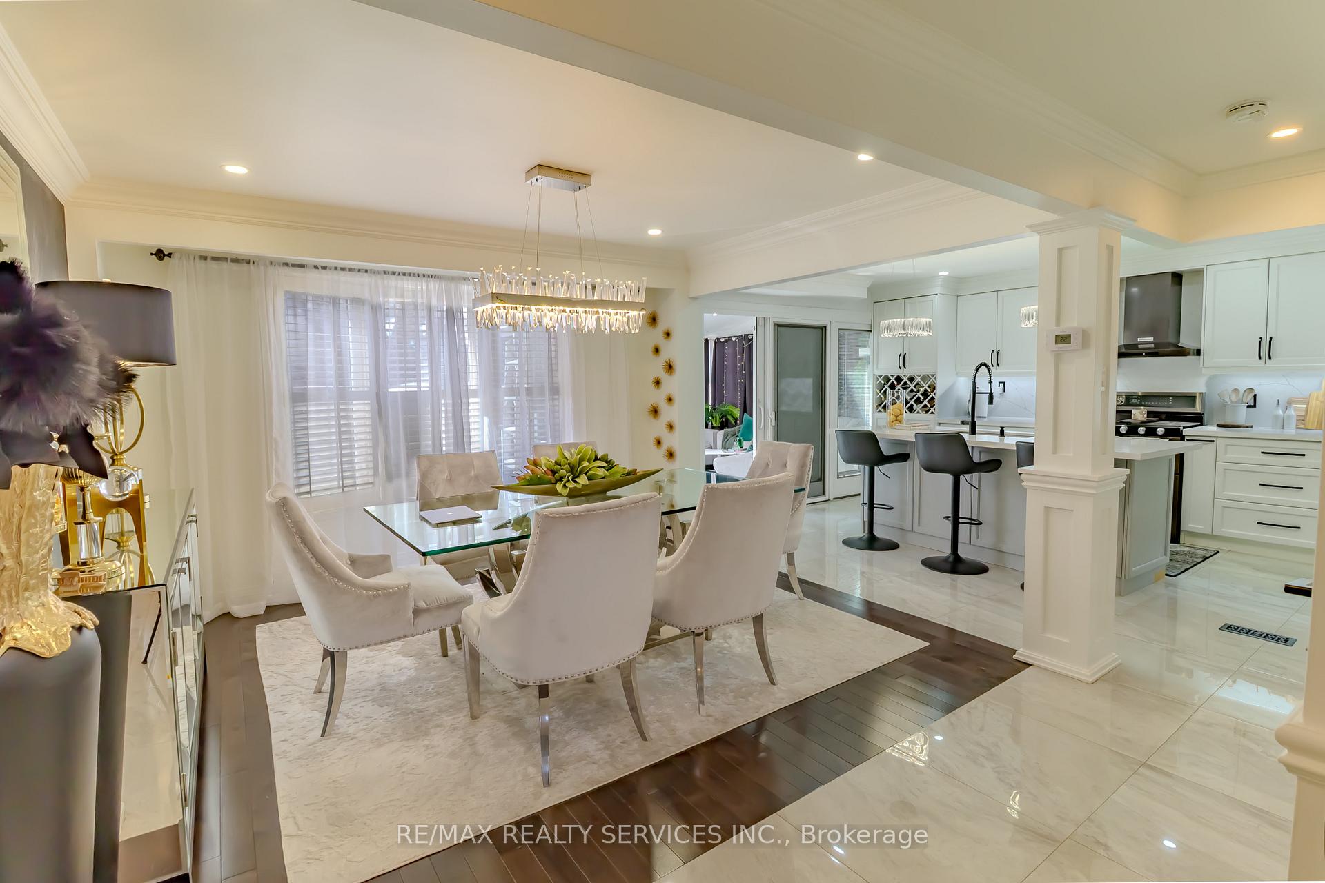Photo 10 of 1008 Moorelands Crescent, Pickering, Rosebank — HOMEH