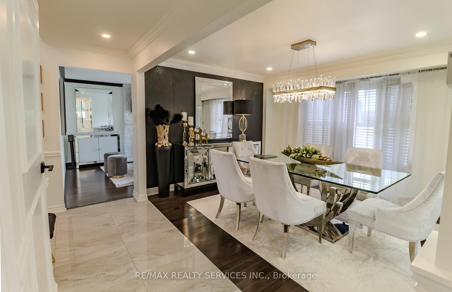 Photo 11 of 1008 Moorelands Crescent, Pickering, Rosebank — HOMEH