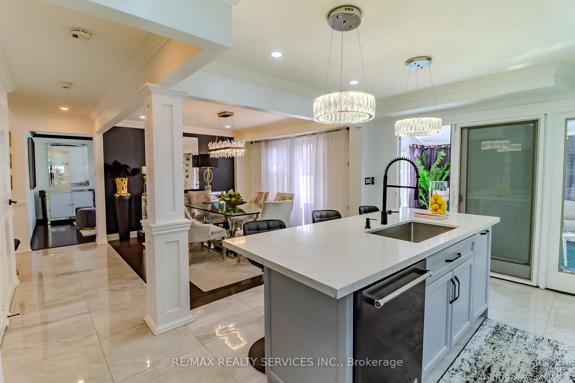 Photo 21 of 1008 Moorelands Crescent, Pickering, Rosebank — HOMEH
