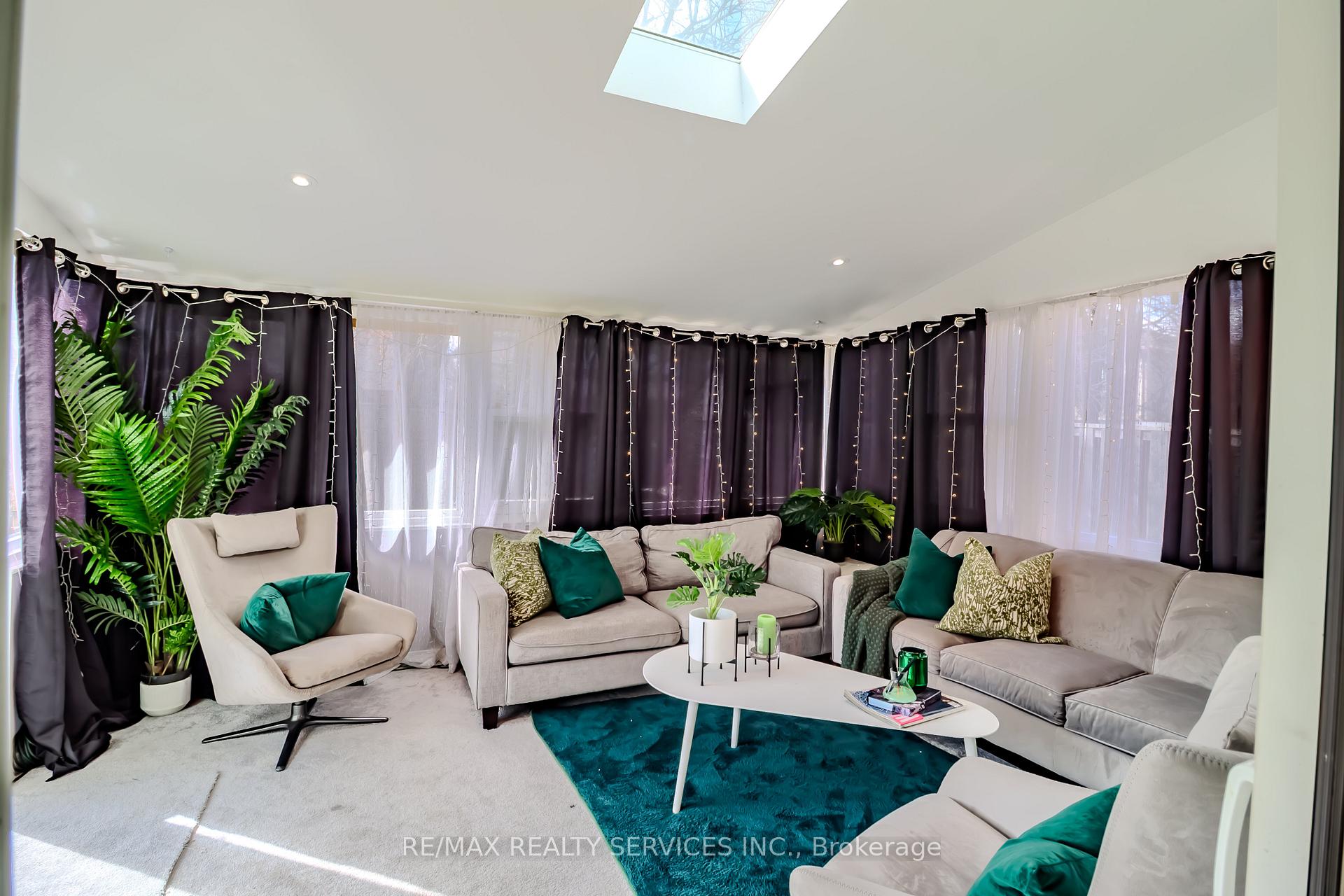 Photo 22 of 1008 Moorelands Crescent, Pickering, Rosebank — HOMEH