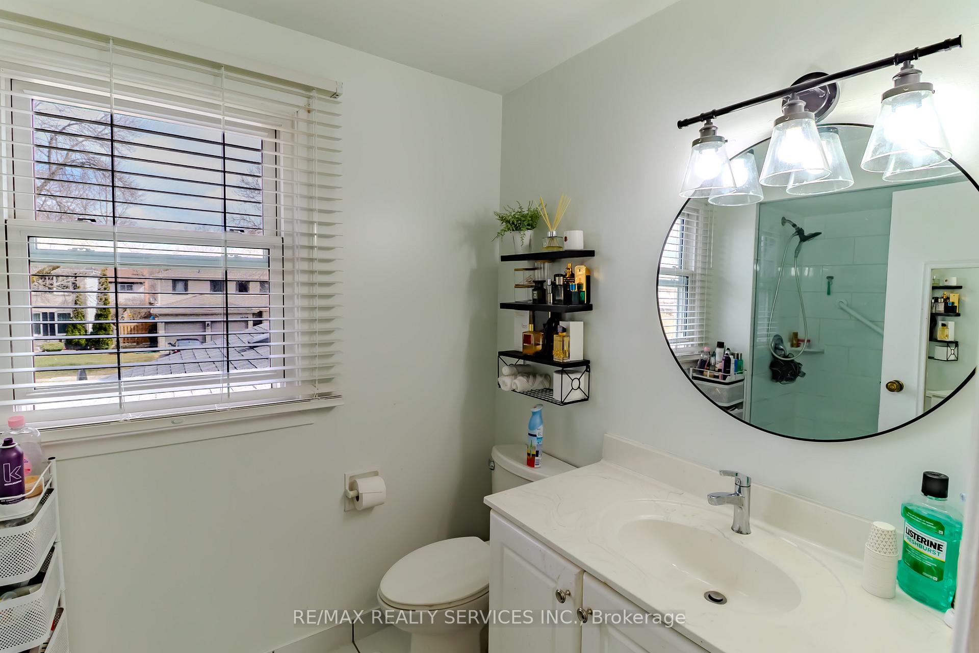 Photo 29 of 1008 Moorelands Crescent, Pickering, Rosebank — HOMEH