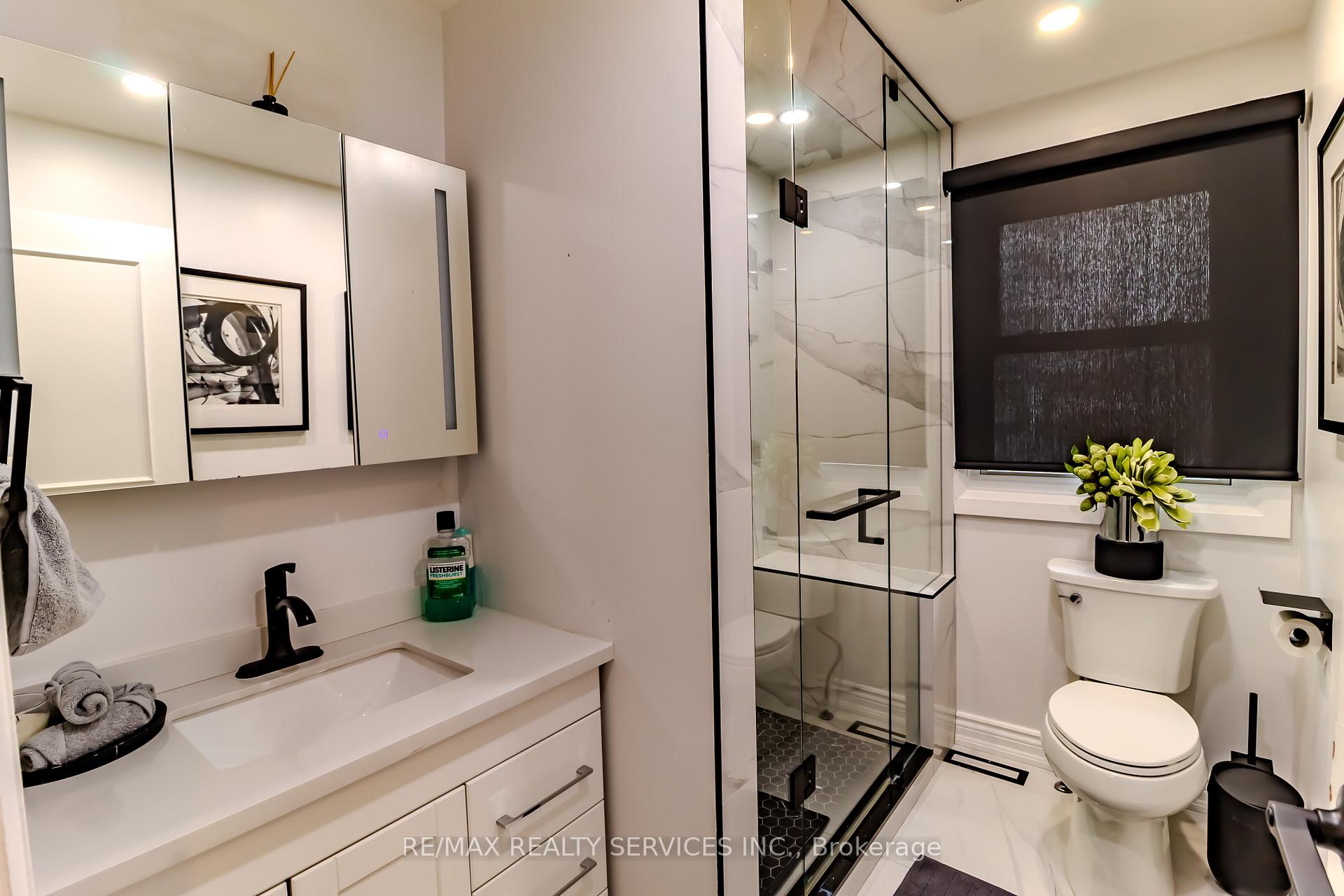 Photo 31 of 1008 Moorelands Crescent, Pickering, Rosebank — HOMEH