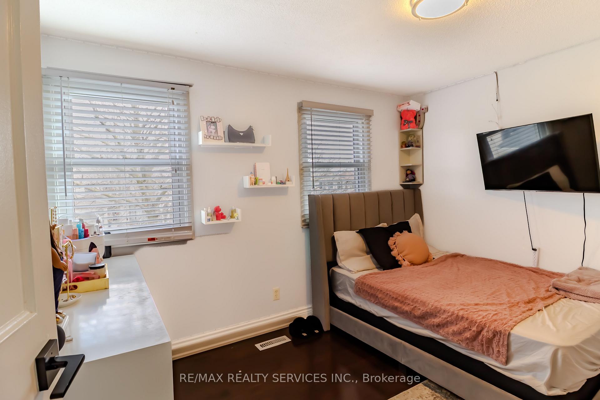 Photo 35 of 1008 Moorelands Crescent, Pickering, Rosebank — HOMEH