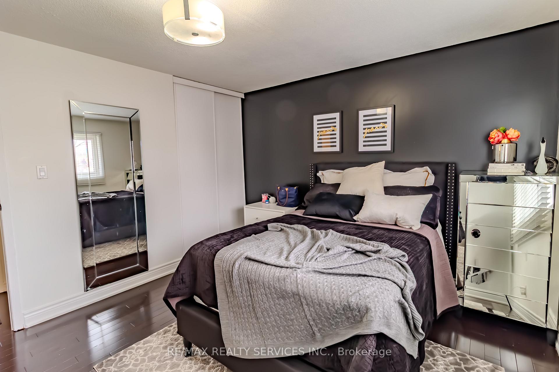 Photo 37 of 1008 Moorelands Crescent, Pickering, Rosebank — HOMEH