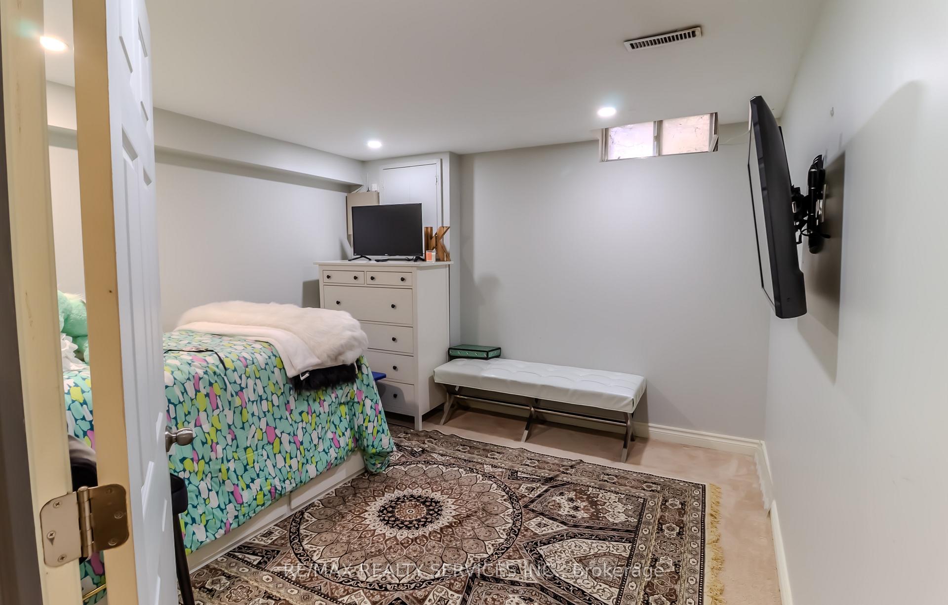 Photo 45 of 1008 Moorelands Crescent, Pickering, Rosebank — HOMEH
