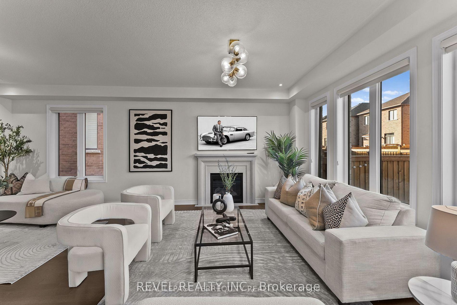 Photo 15 of 24 Auckland Drive, Whitby, Rural Whitby — HOMEH