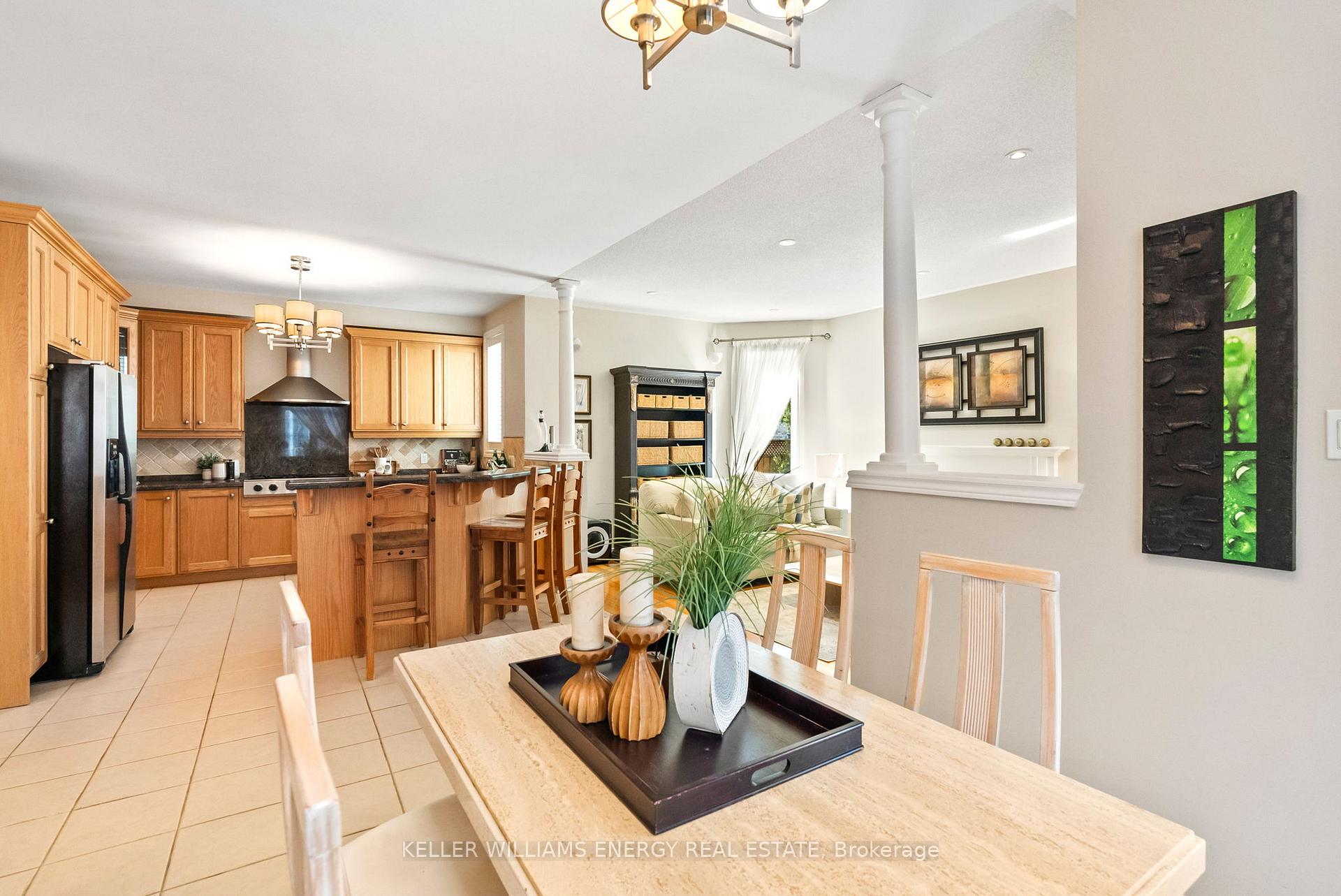 Photo 8 of 40 Tormina Boulevard, Whitby, Taunton North — HOMEH