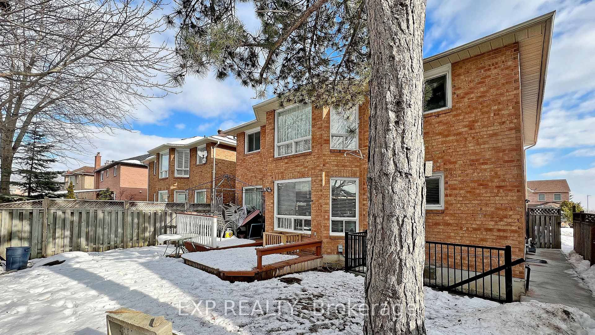 Photo 33 of 1570 Saugeen Drive, Pickering, Amberlea — HOMEH