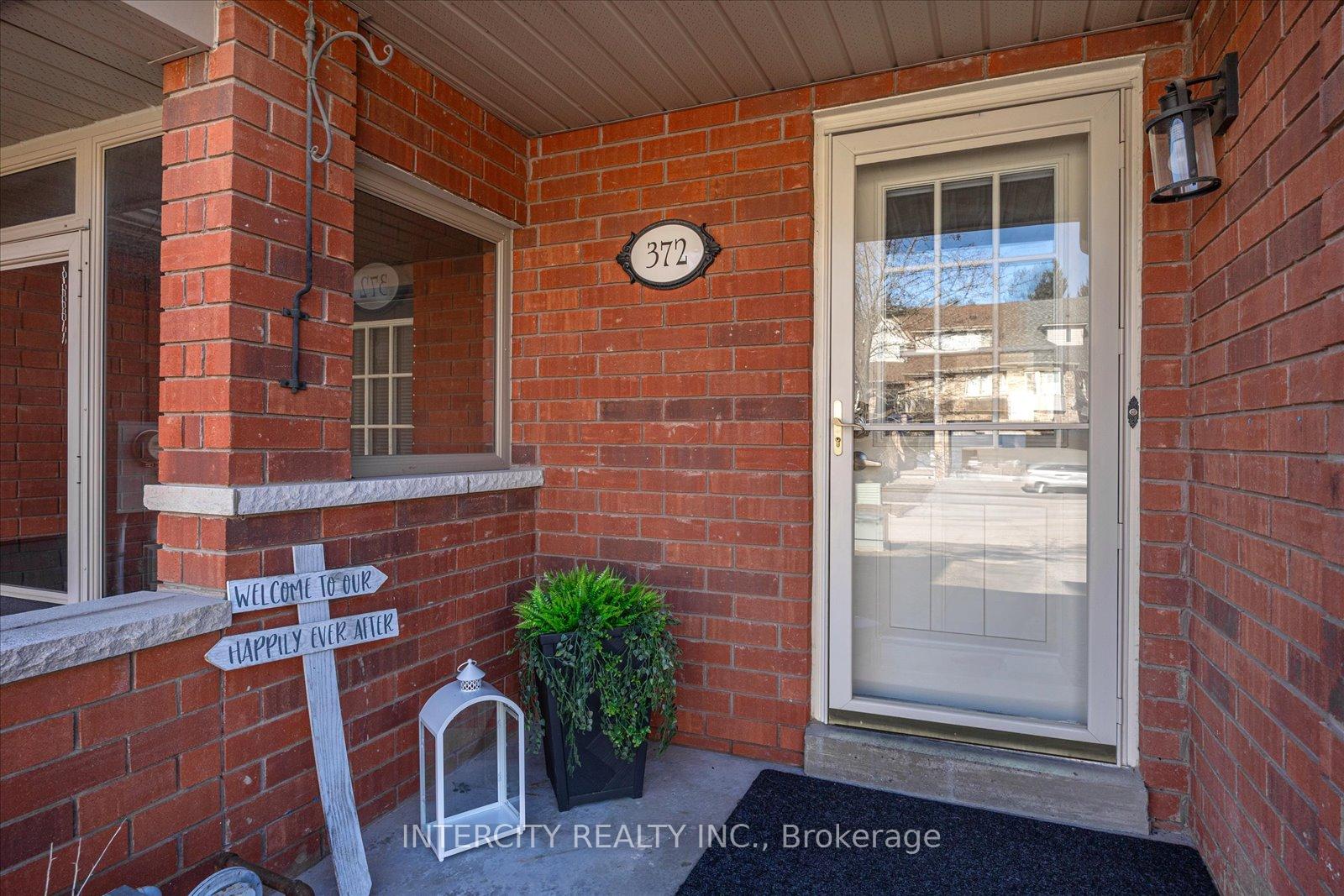 Photo 32 of 372 Sparrow Circle, Pickering, Highbush — HOMEH