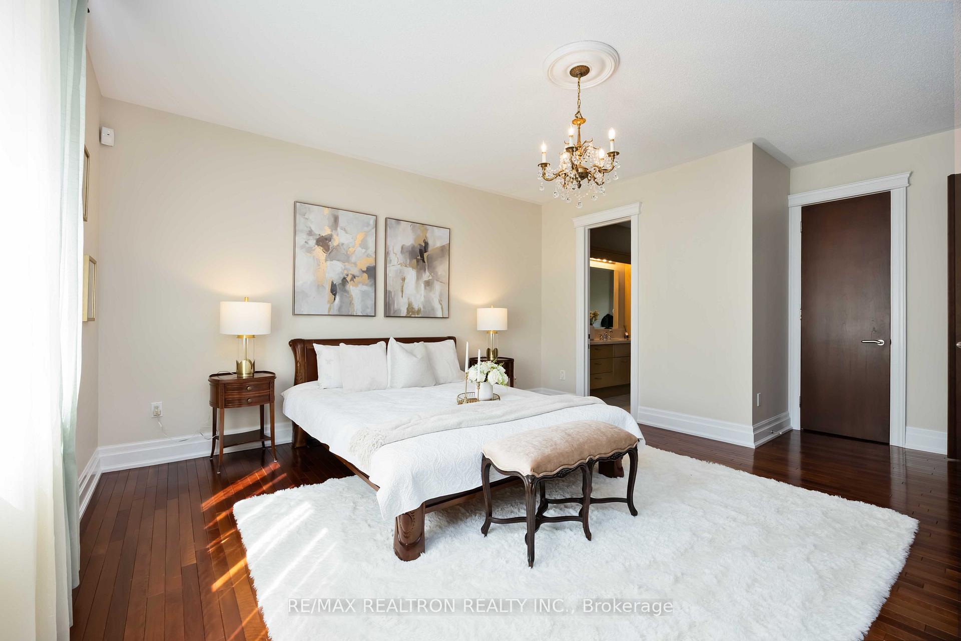Photo 23 of 192 Nevada Crescent, Vaughan, Rural Vaughan — HOMEH