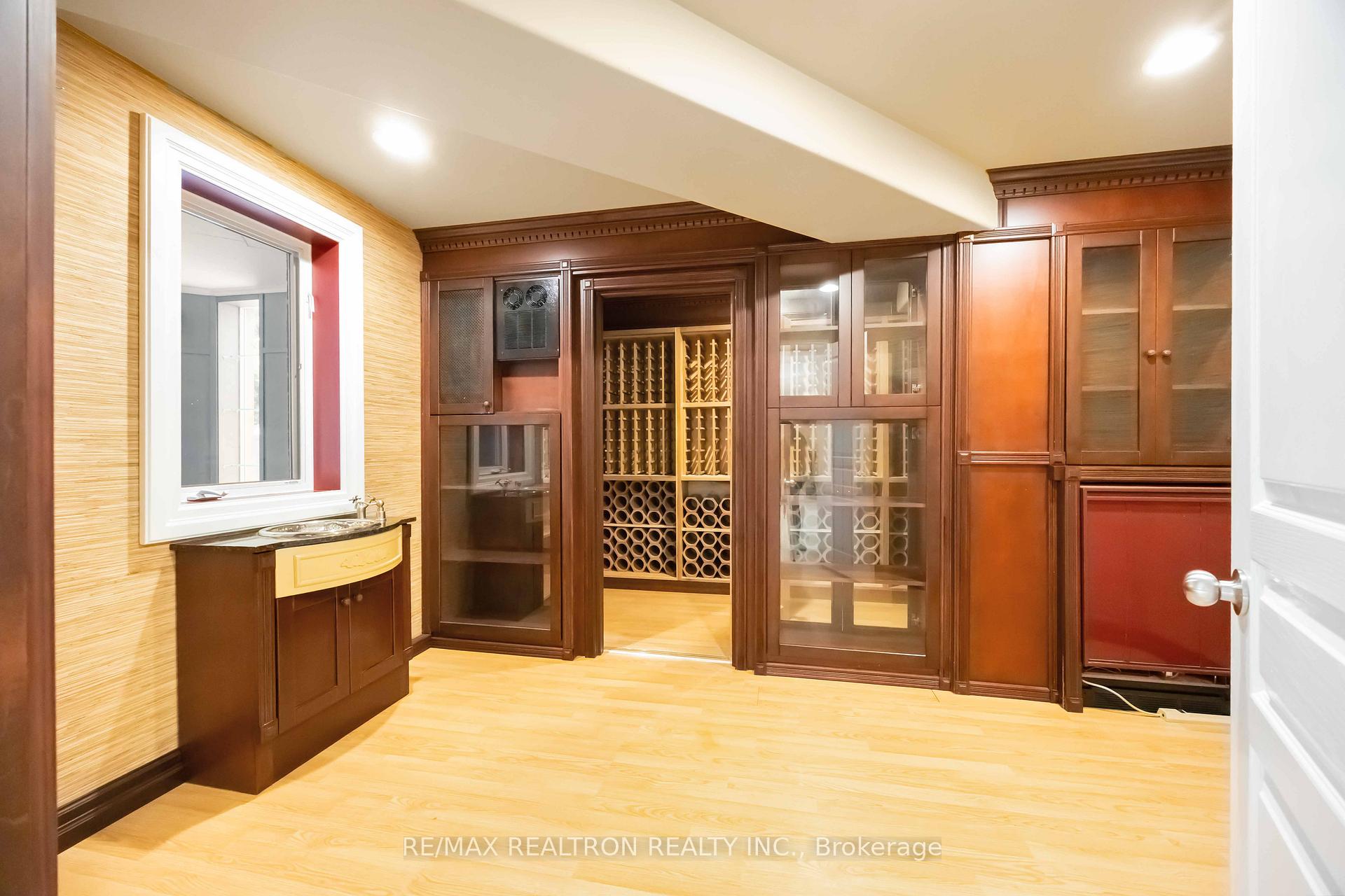 Photo 39 of 192 Nevada Crescent, Vaughan, Rural Vaughan — HOMEH