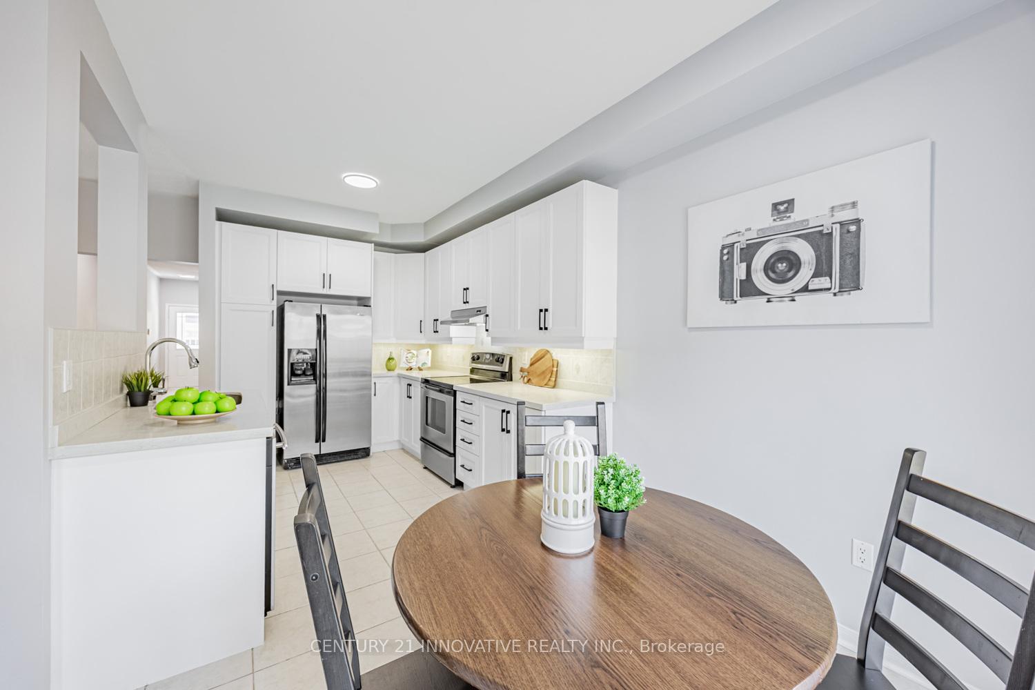 Photo 7 of 14 Barden Crescent, Ajax, Northeast Ajax — HOMEH