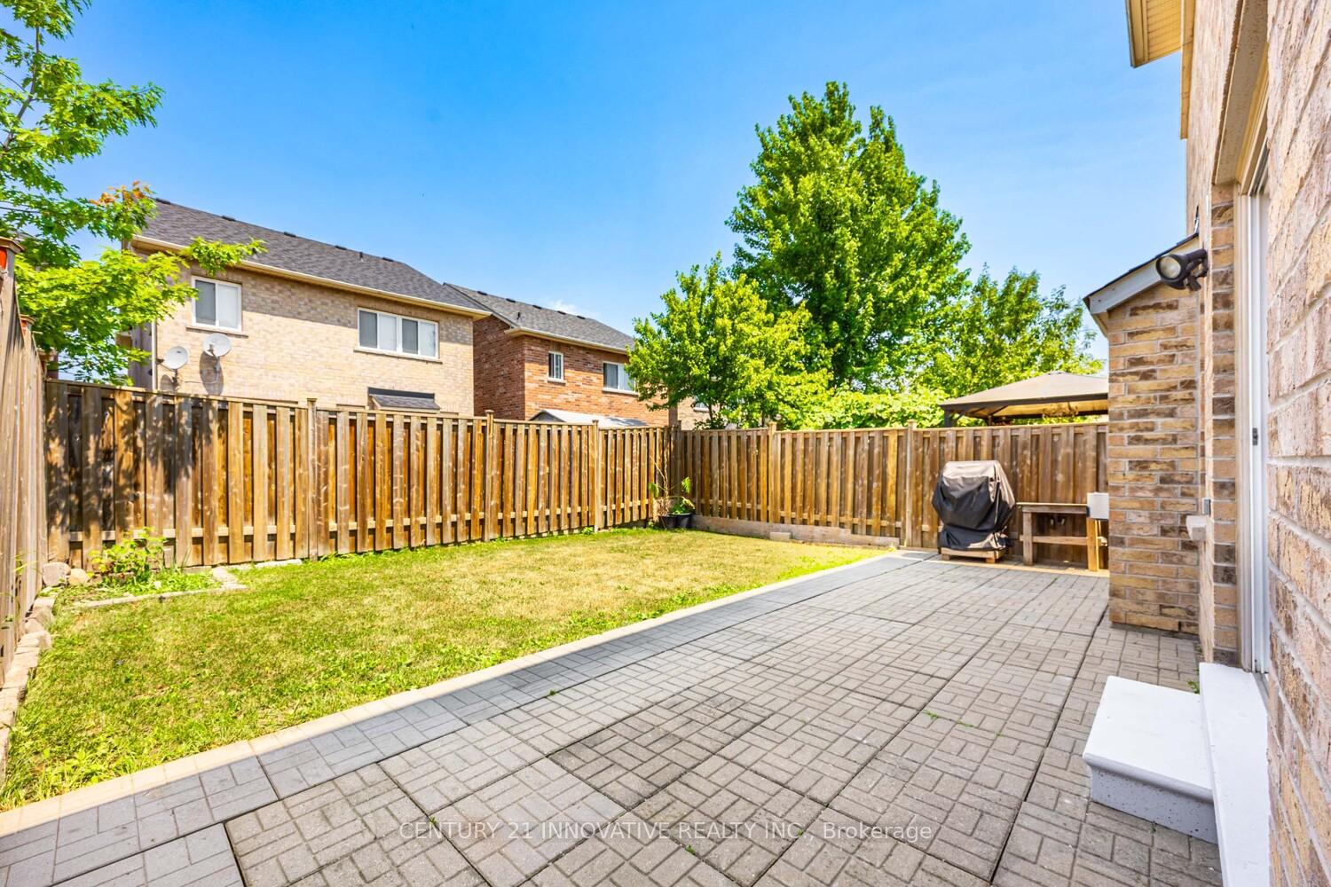 Photo 25 of 14 Barden Crescent, Ajax, Northeast Ajax — HOMEH