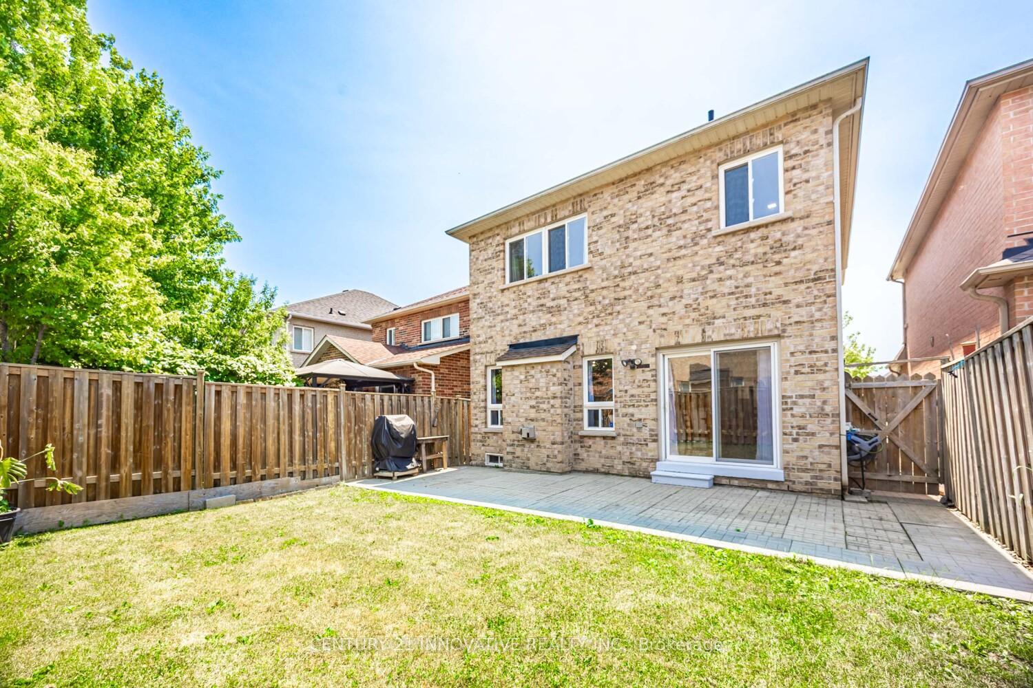 Photo 27 of 14 Barden Crescent, Ajax, Northeast Ajax — HOMEH