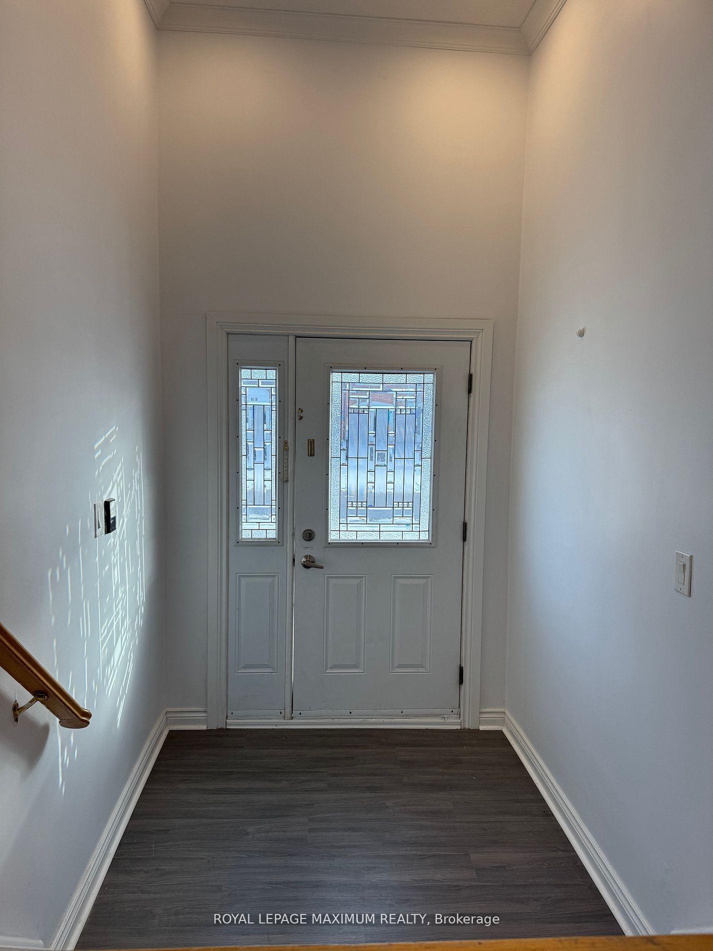 Photo 2 of 62 Raymond Road, Vaughan, West Woodbridge — HOMEH