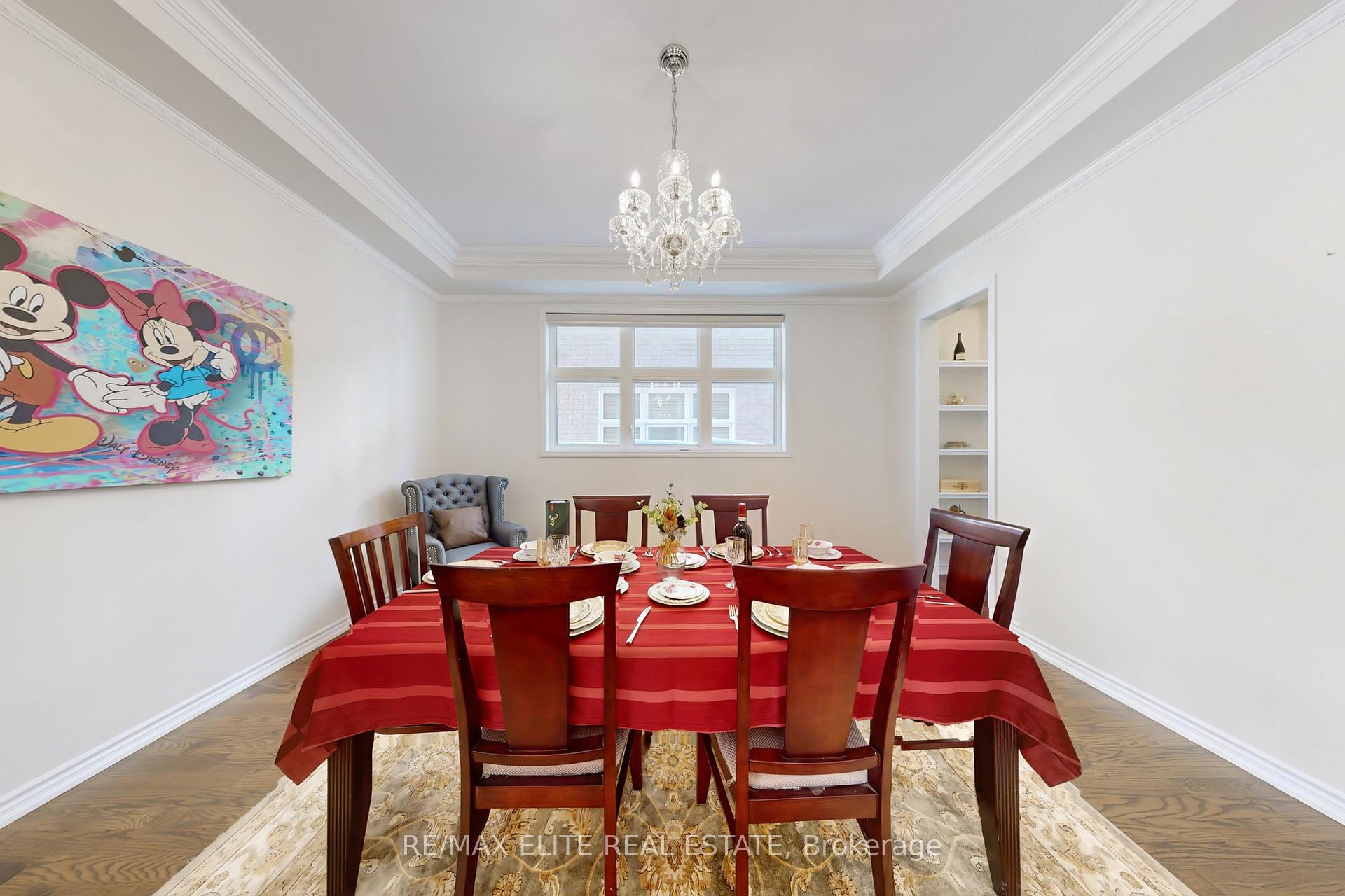 Photo 6 of 105 Bridgepointe Court, Aurora, Rural Aurora — HOMEH