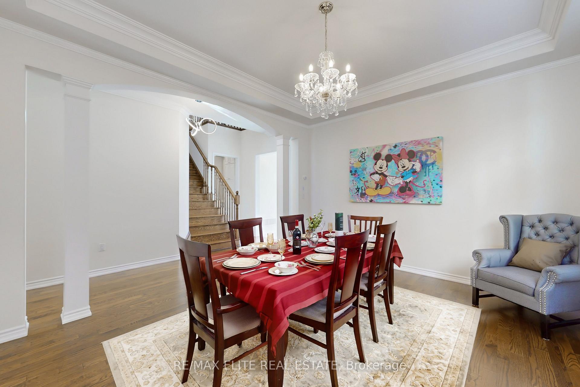 Photo 7 of 105 Bridgepointe Court, Aurora, Rural Aurora — HOMEH