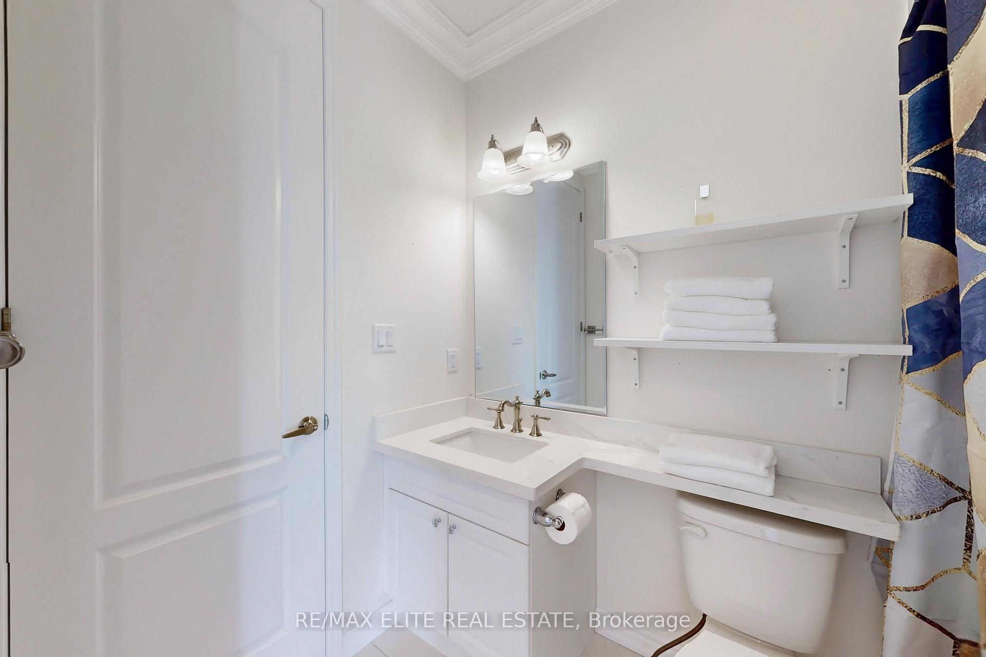 Photo 21 of 105 Bridgepointe Court, Aurora, Rural Aurora — HOMEH