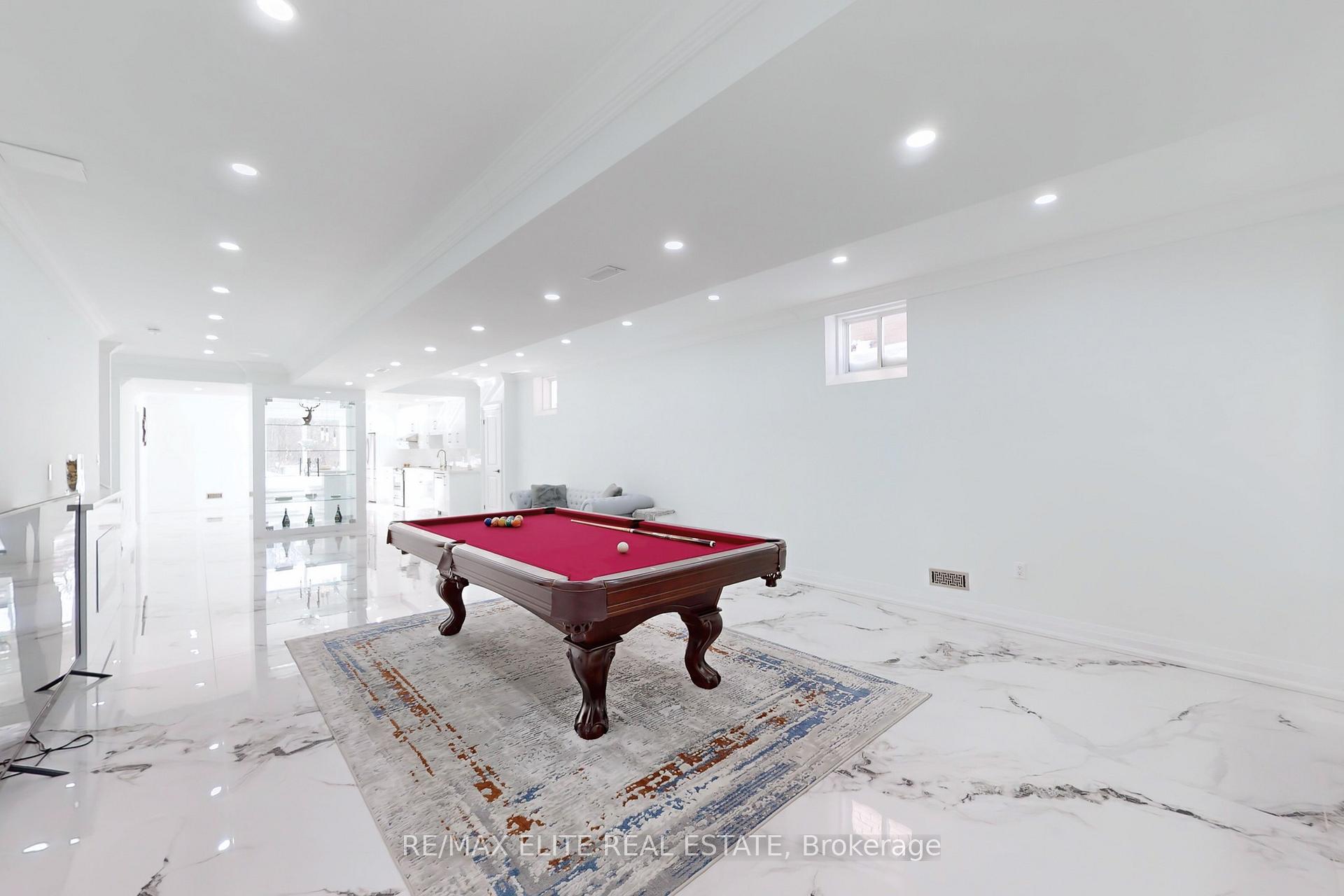 Photo 33 of 105 Bridgepointe Court, Aurora, Rural Aurora — HOMEH
