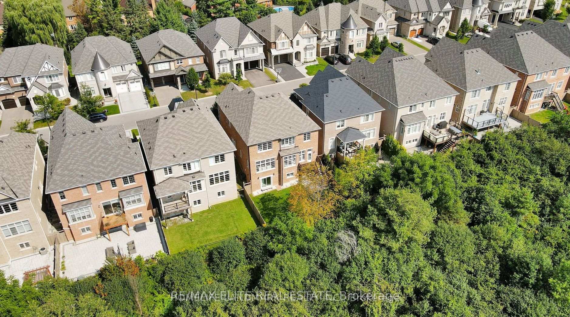 Photo 49 of 105 Bridgepointe Court, Aurora, Rural Aurora — HOMEH