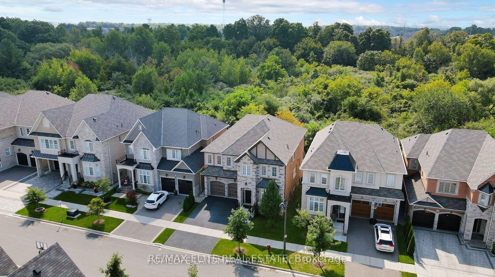 Photo 44 of 105 Bridgepointe Court, Aurora, Rural Aurora — HOMEH