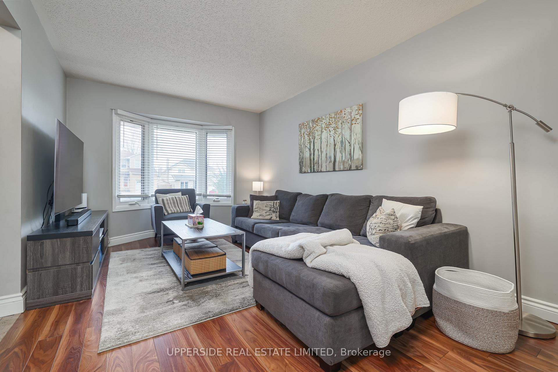 Photo 6 of 69 Janedale Crescent, Whitby, Blue Grass Meadows — HOMEH
