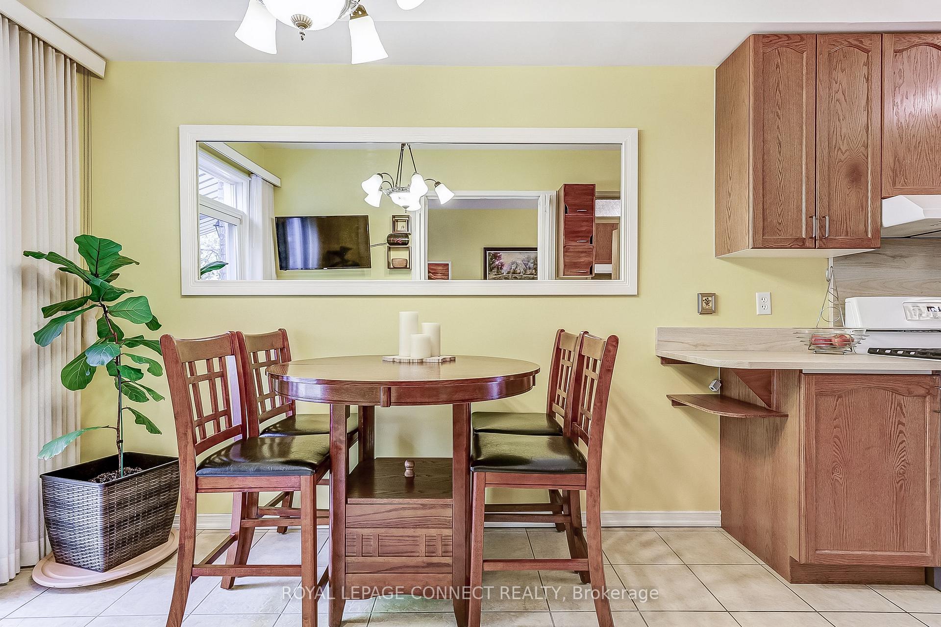 Photo 10 of 352 Strouds Lane, Pickering, Highbush — HOMEH